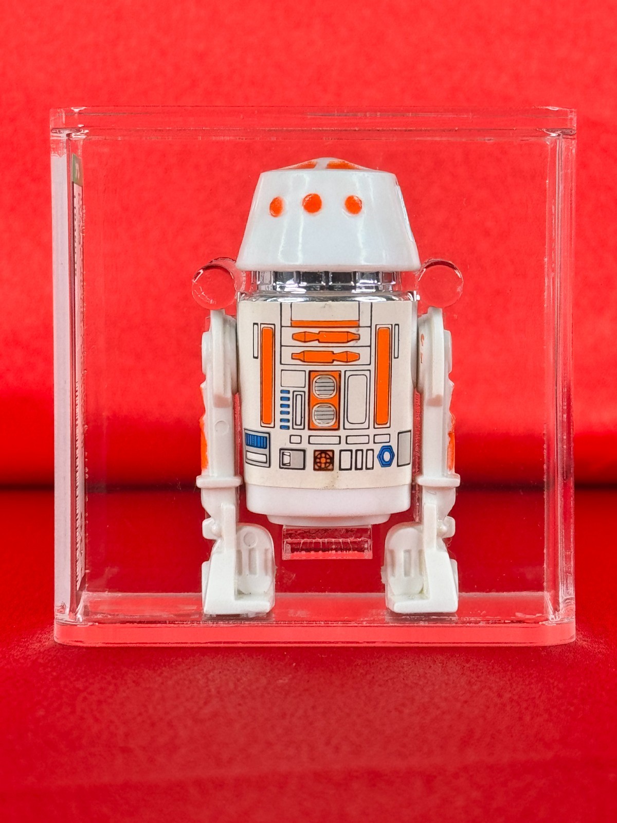 R5-D4 (Arfive-Defour) sold