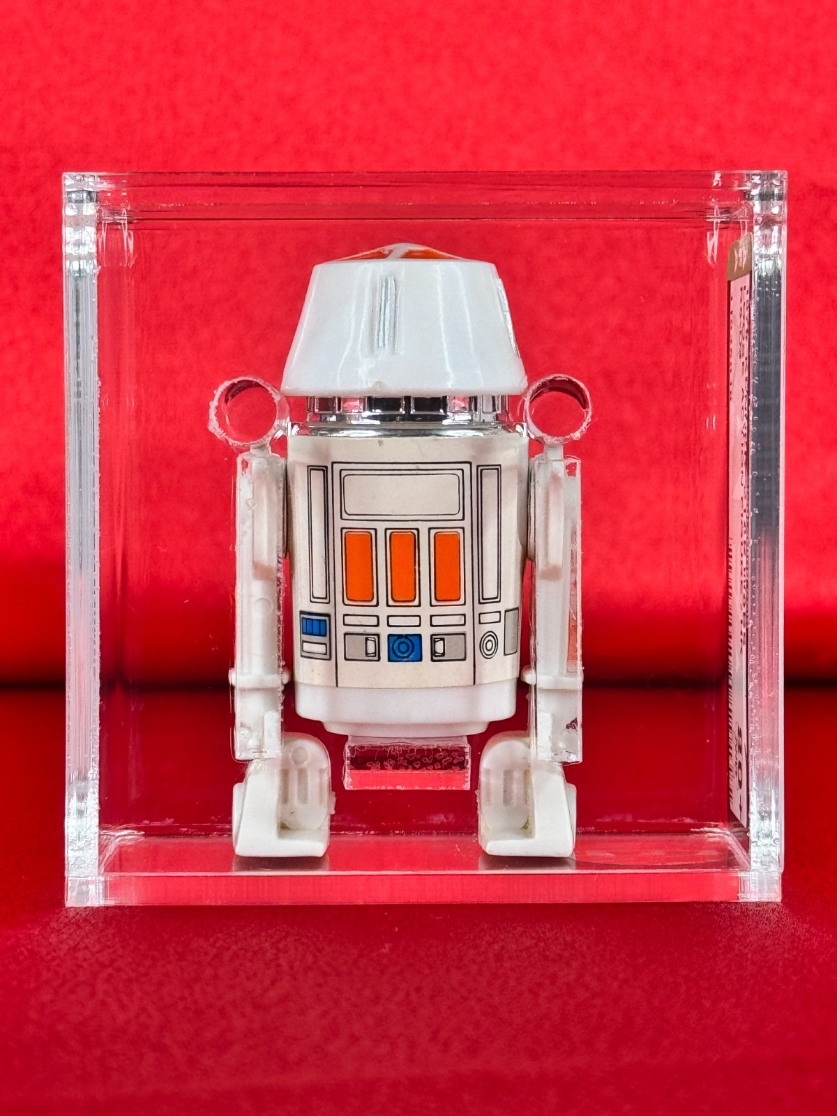 R5-D4 (Arfive-Defour) sold