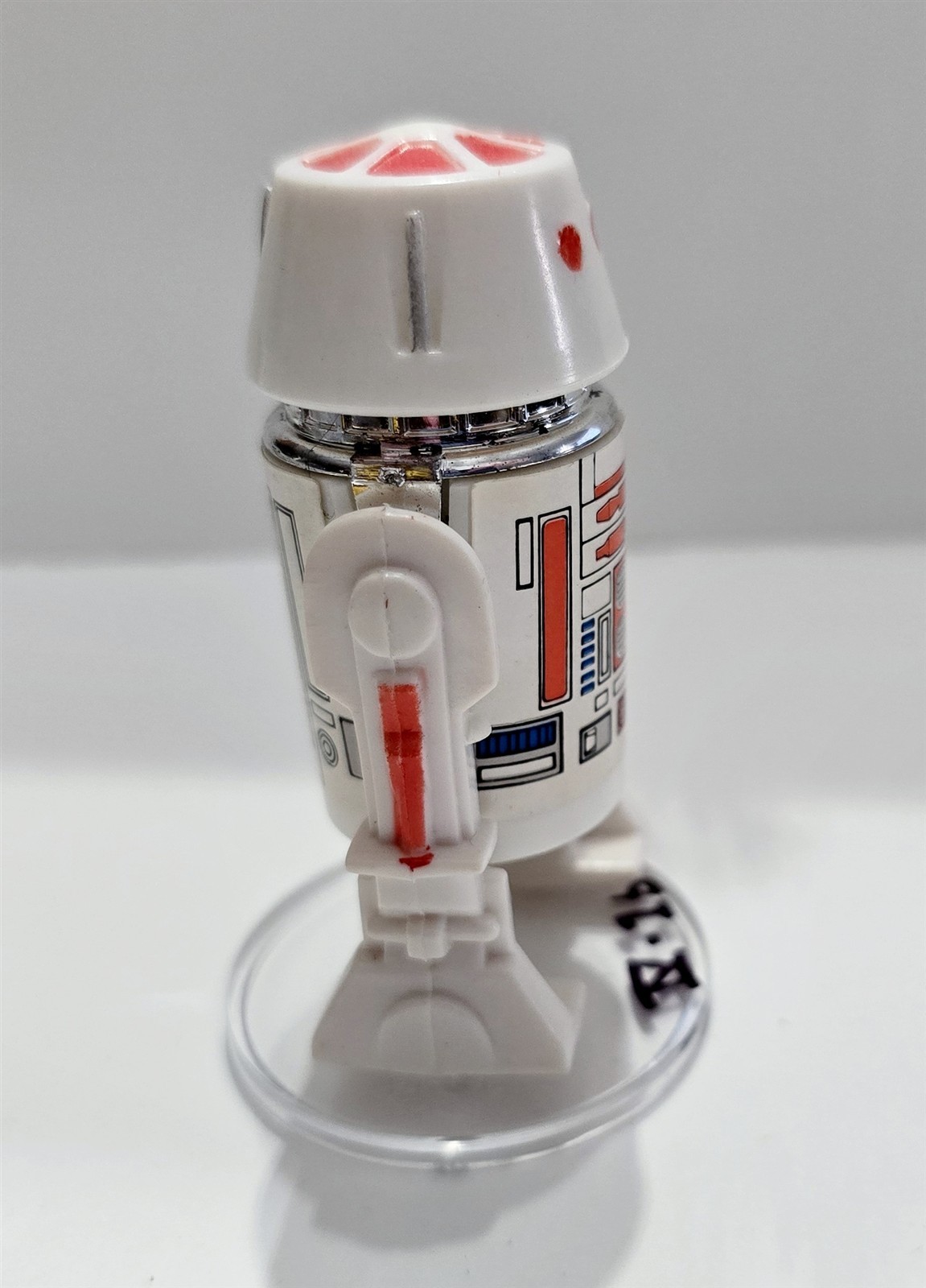 R5-D4 (Arfive-Defour) sold