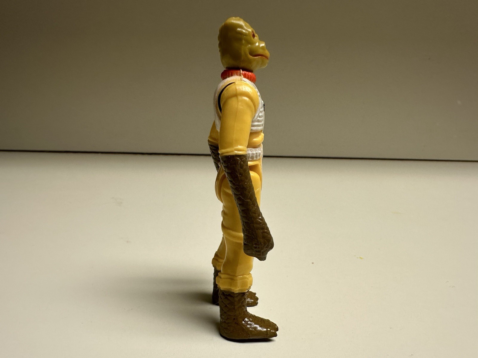 Bossk (Bounty Hunter) sold