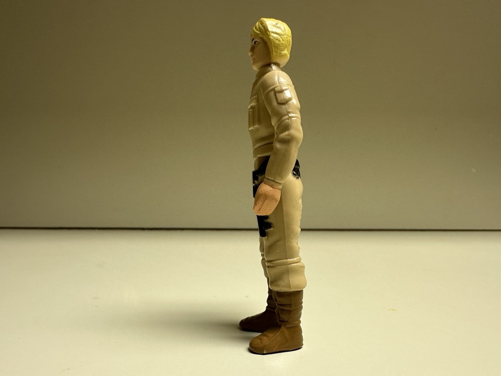 Luke Skywalker (Bespin Fatigues) sold