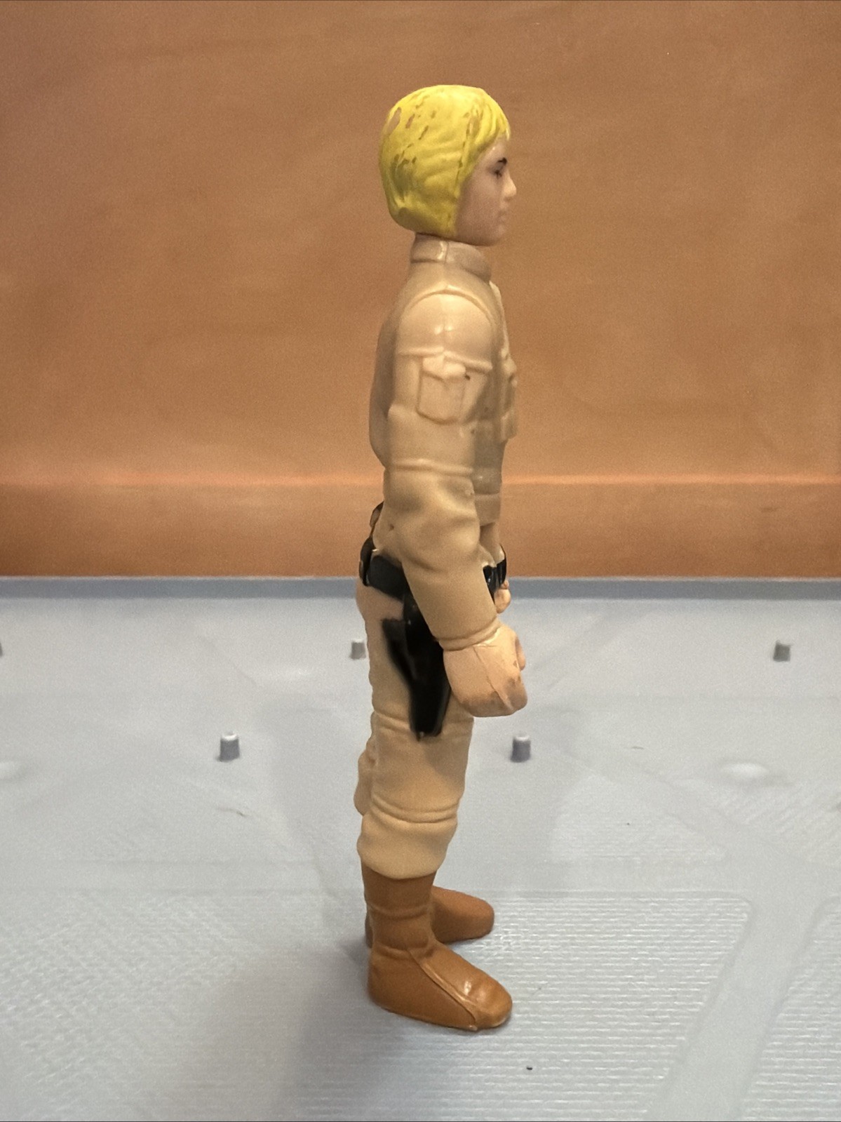 Luke Skywalker (Bespin Fatigues) sold