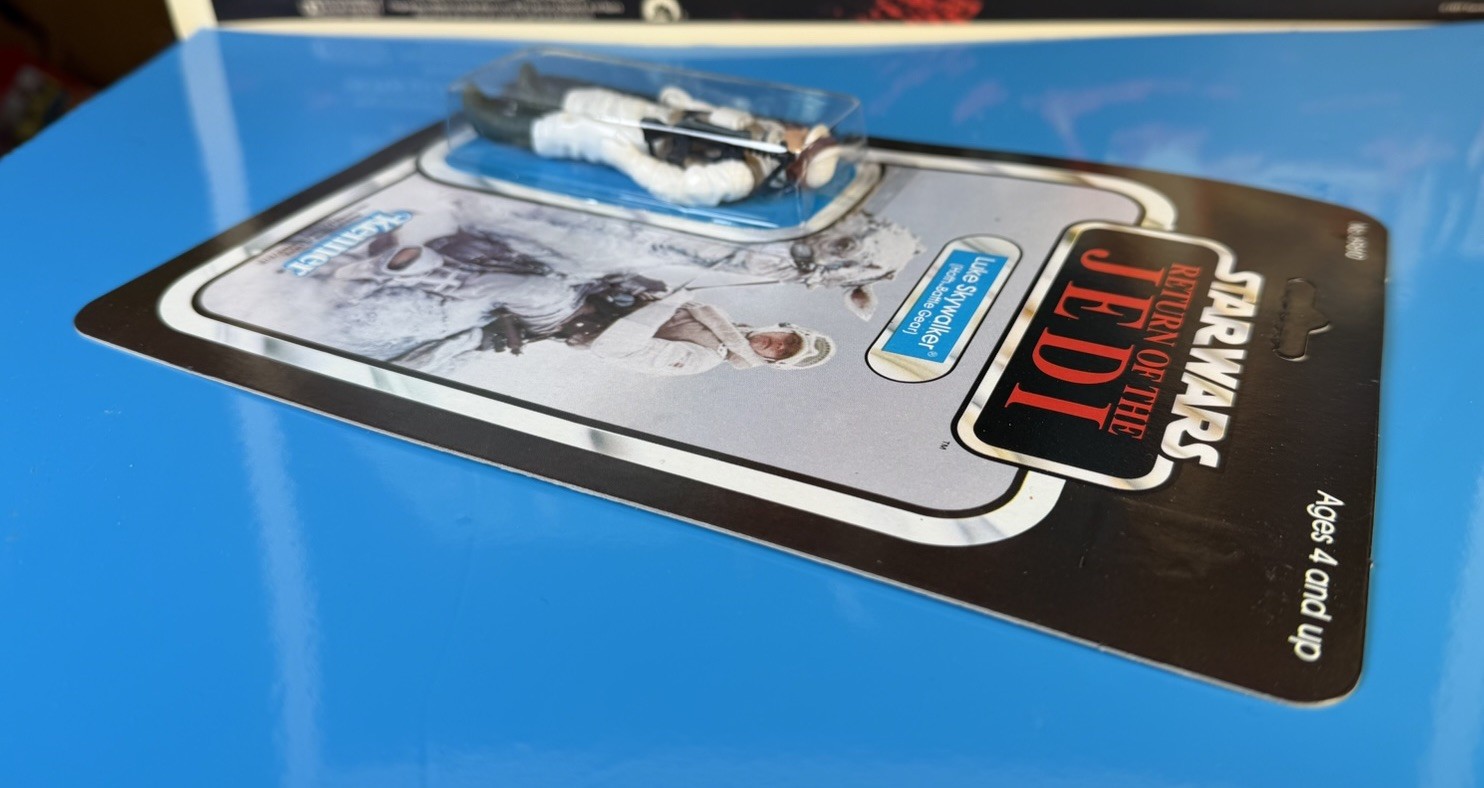 Luke Skywalker (Hoth Battle Gear) sold