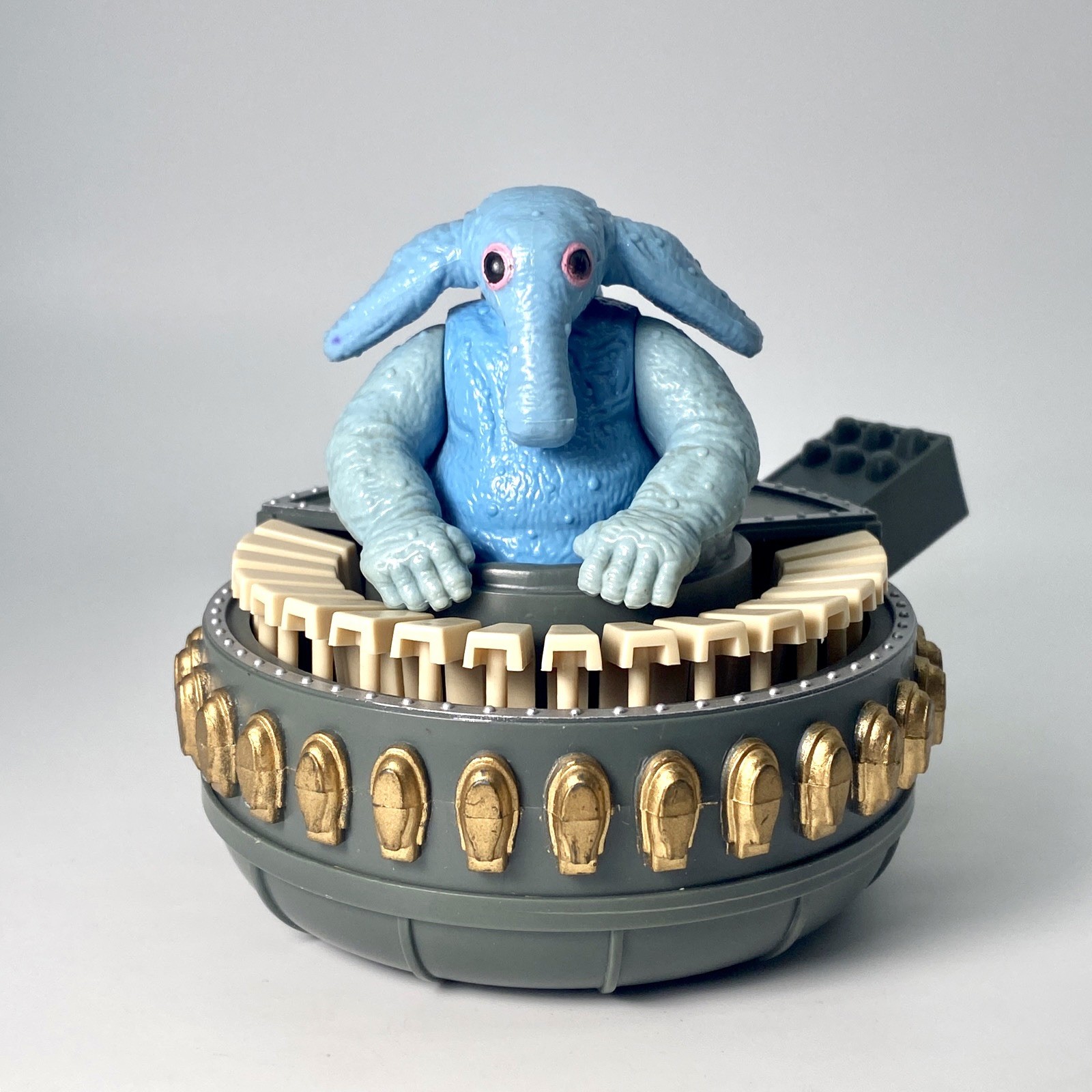 Max Rebo sold