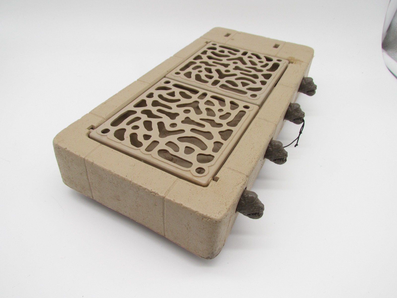 Jabba the Hutt Action Playset sold