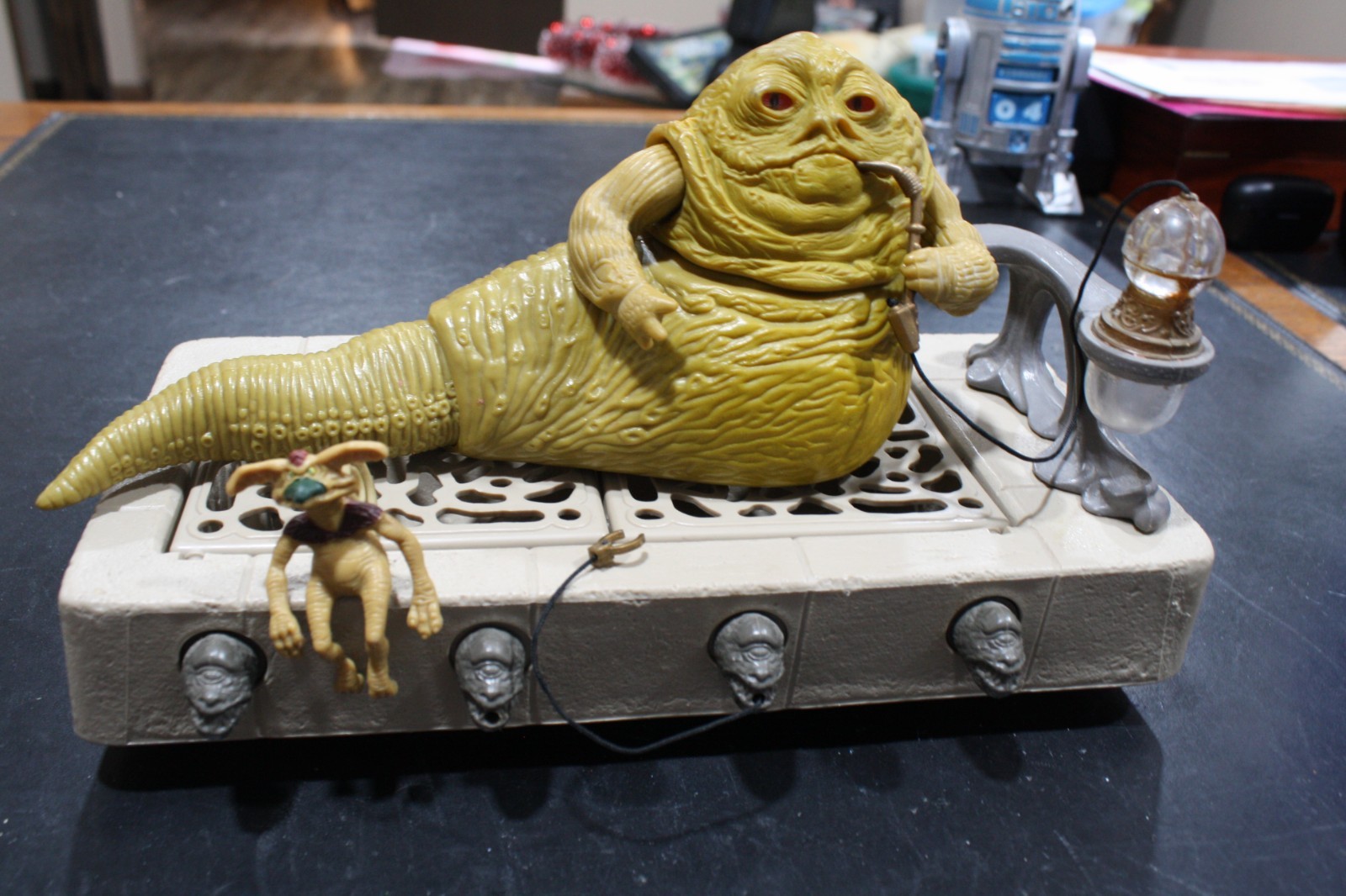 Jabba the Hutt Action Playset sold