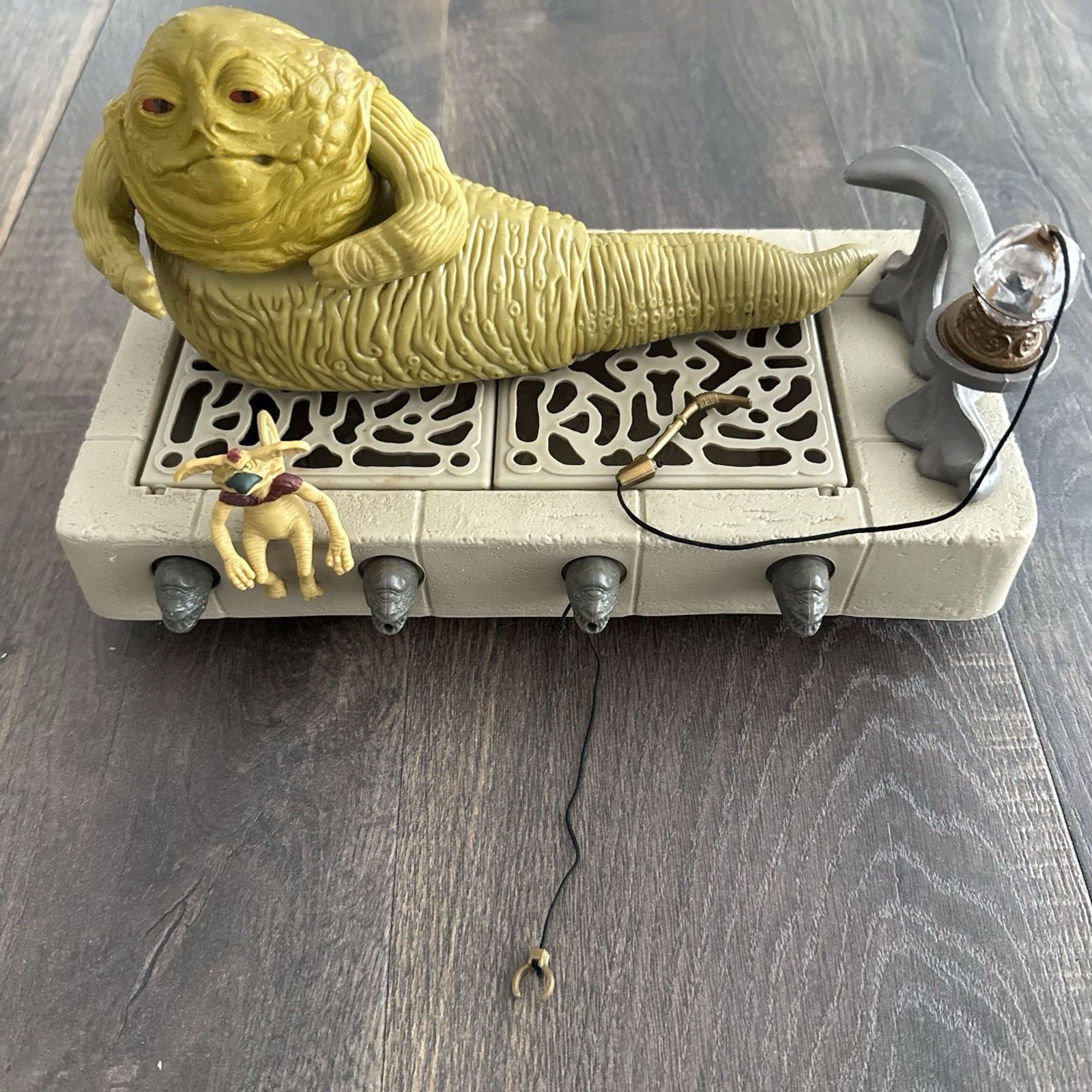 Jabba the Hutt Action Playset sold
