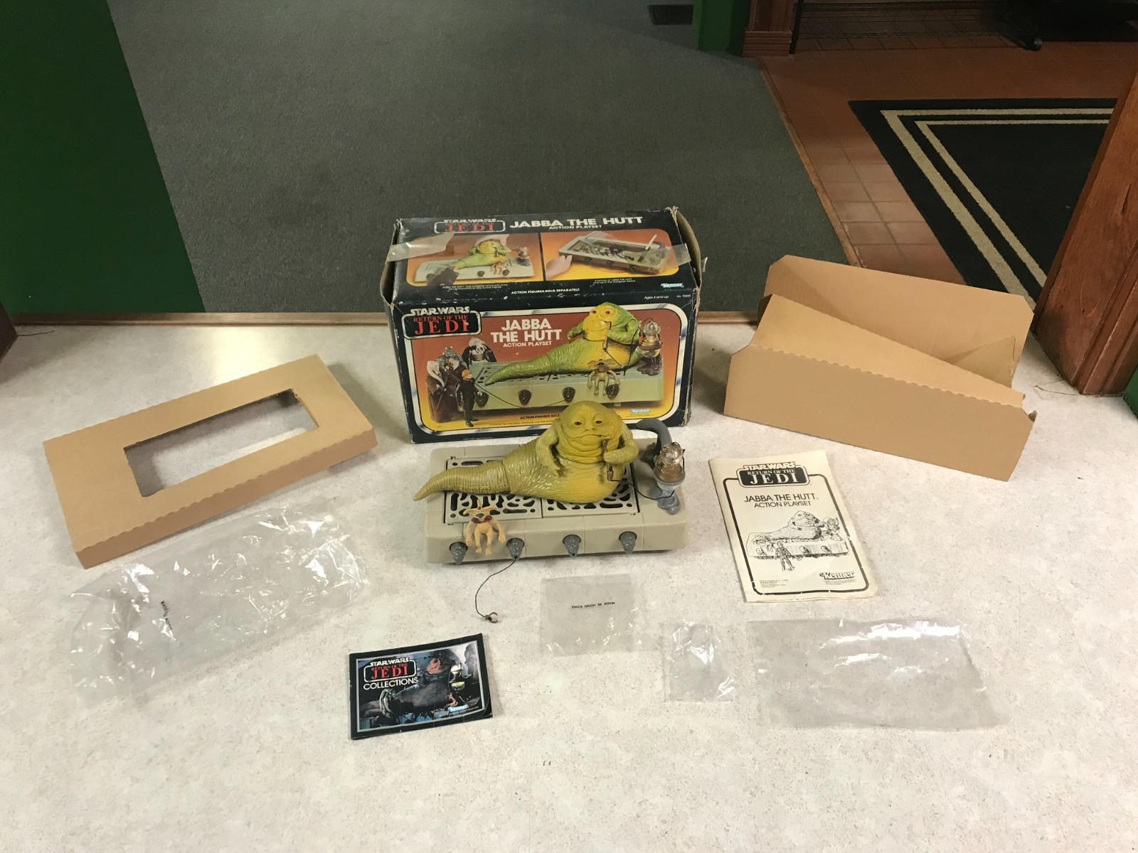 Jabba the Hutt Action Playset sold