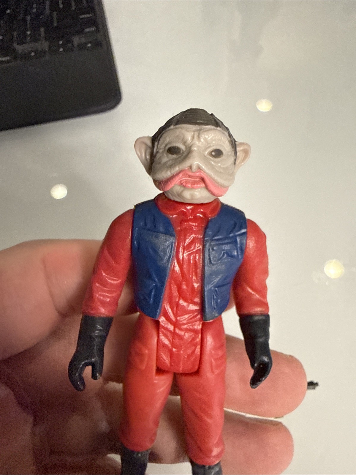 Nien Nunb sold