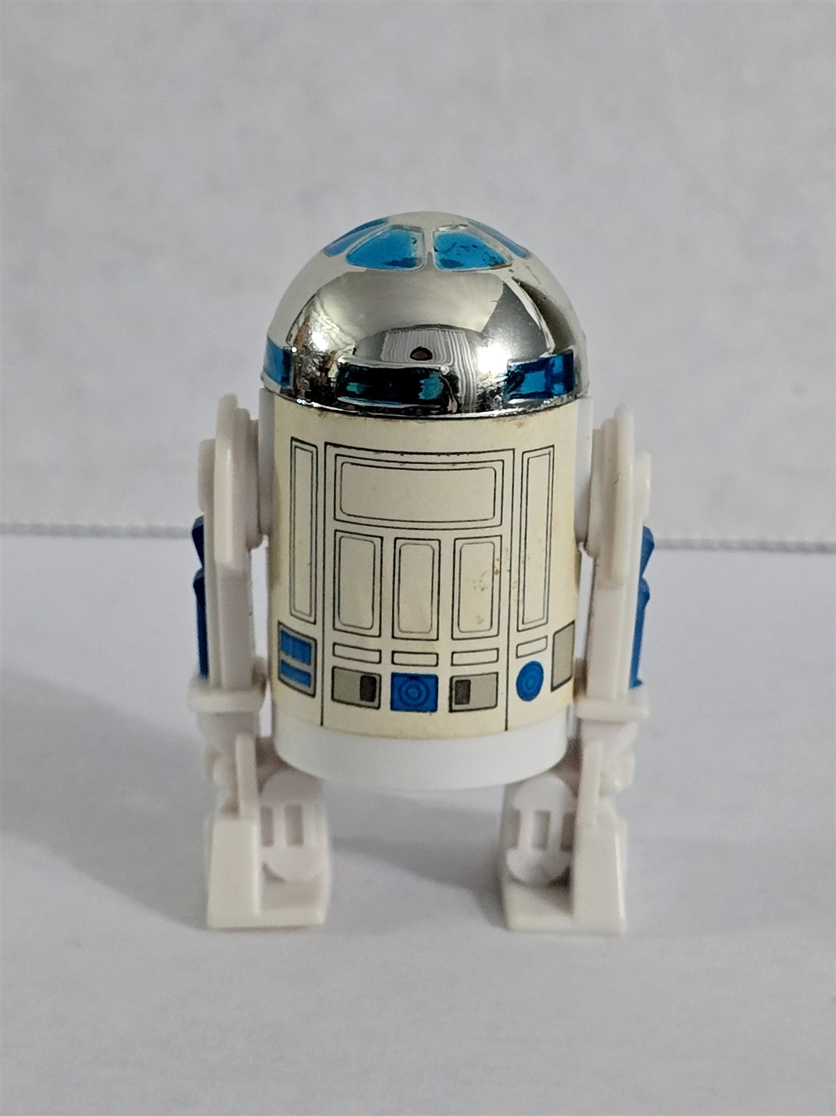 R2-D2 (Artoo-Detoo) with pop-up Lightsaber sold