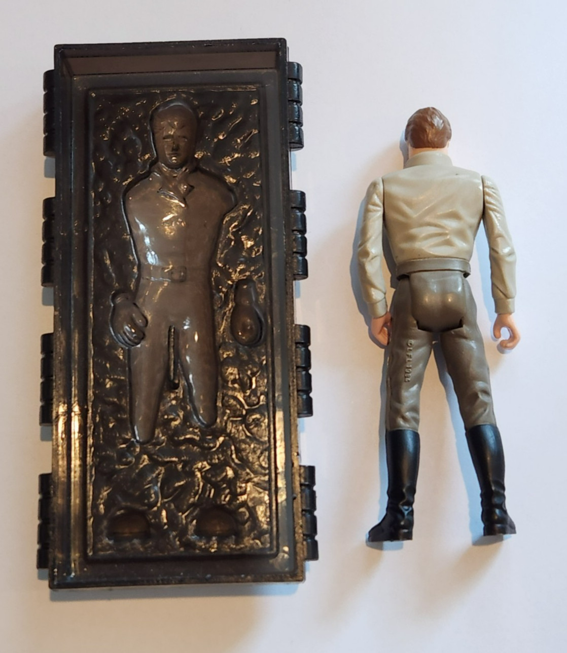 Han Solo (In Carbonite Chamber) sold