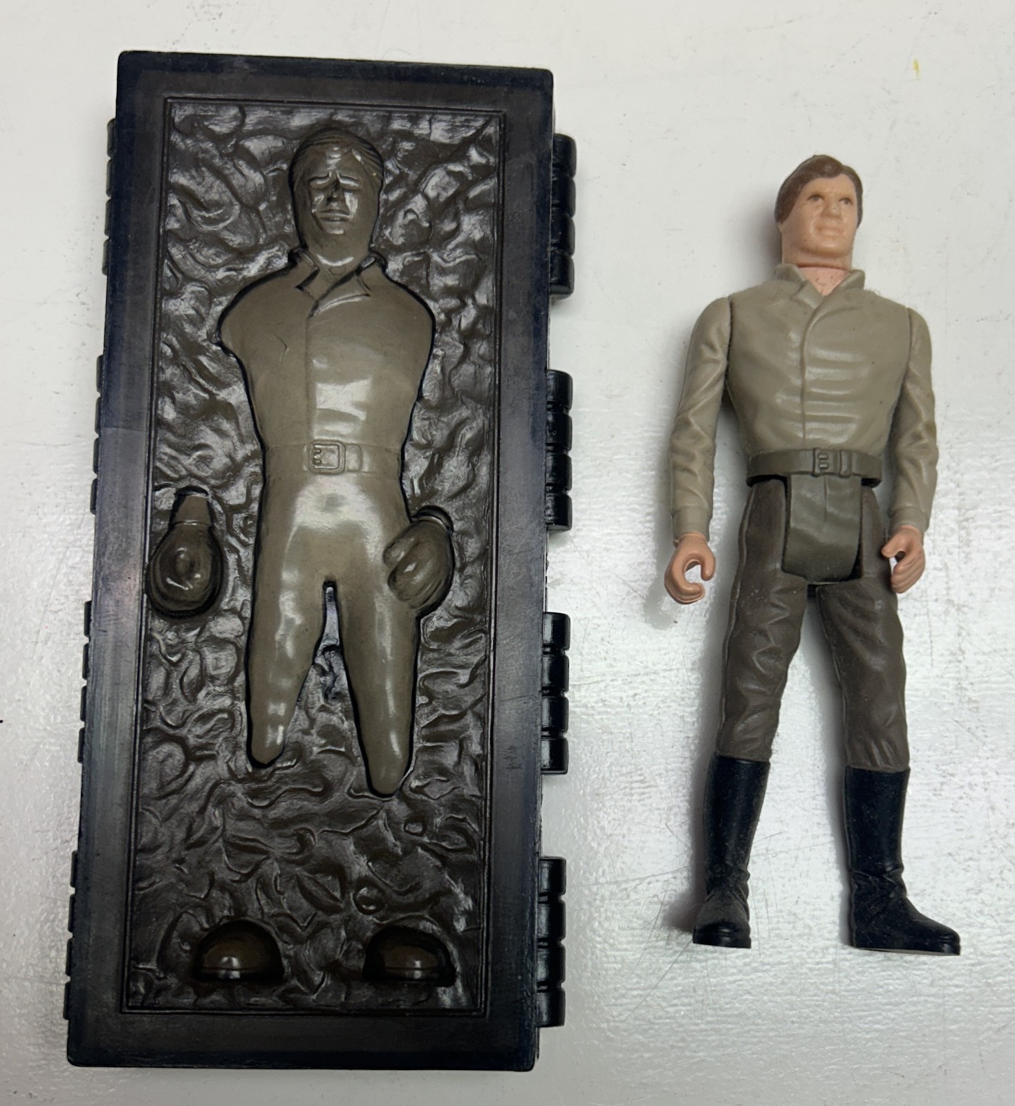 Han Solo (In Carbonite Chamber) sold