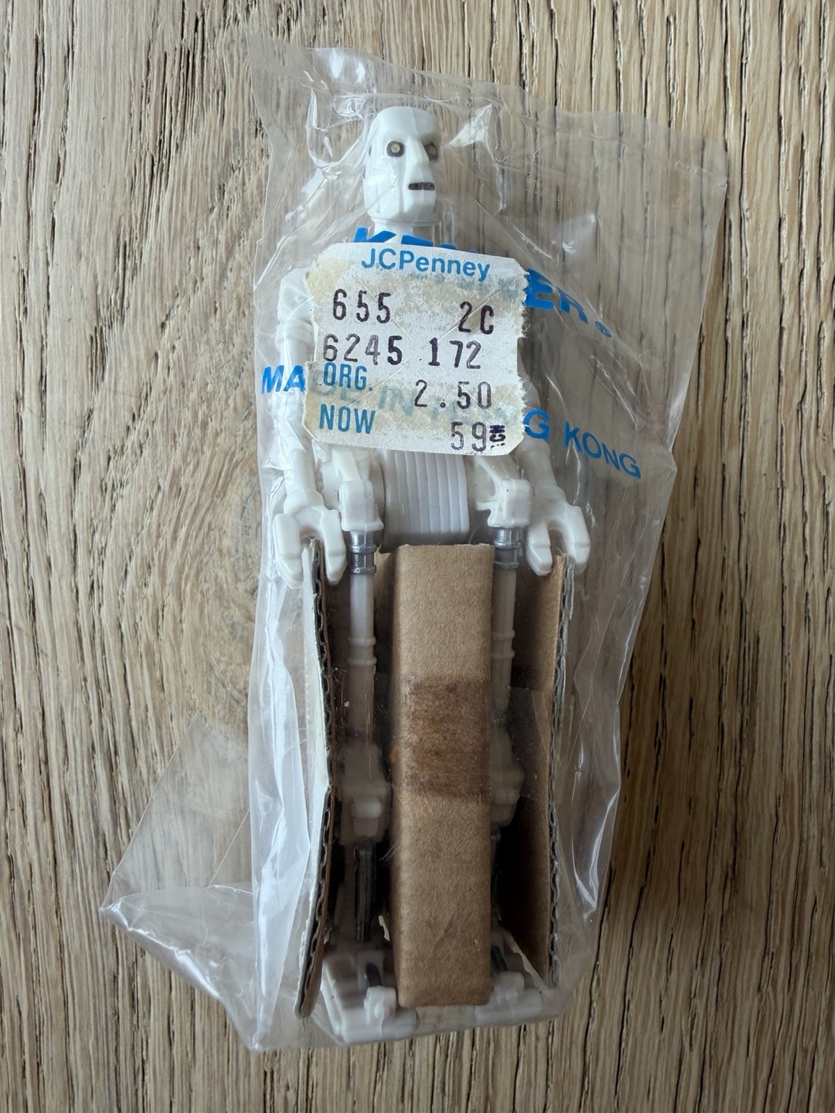 8D8 sold