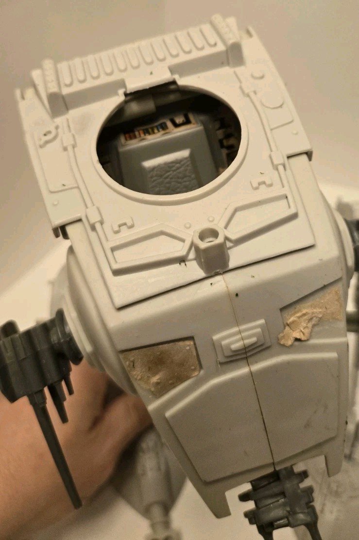 Scout Walker (AT-ST) sold