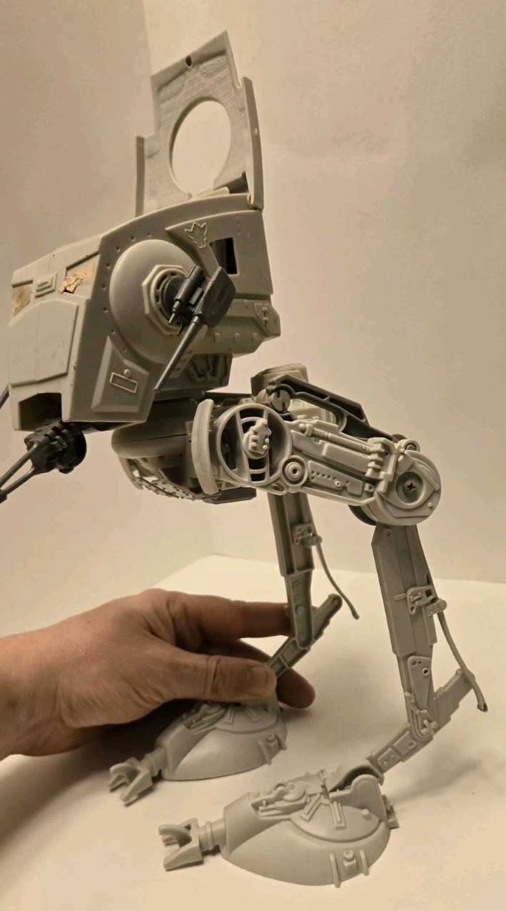 Scout Walker (AT-ST) sold