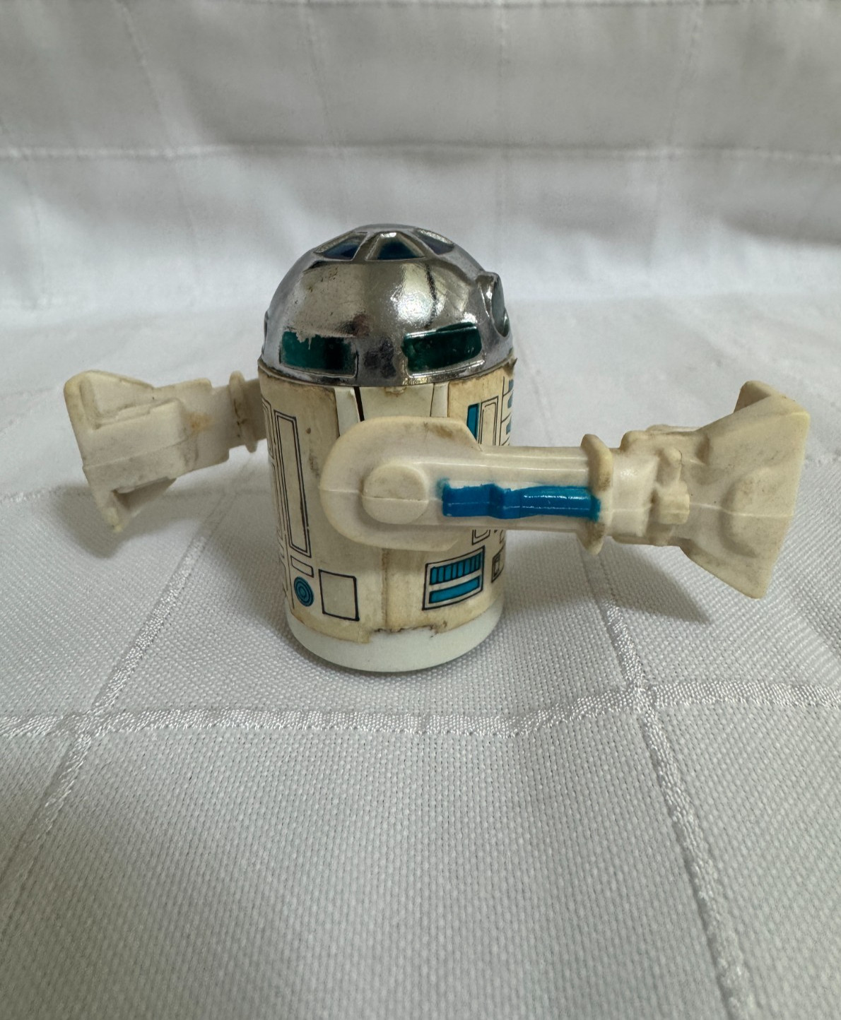 R2-D2 (Artoo-Detoo) sold