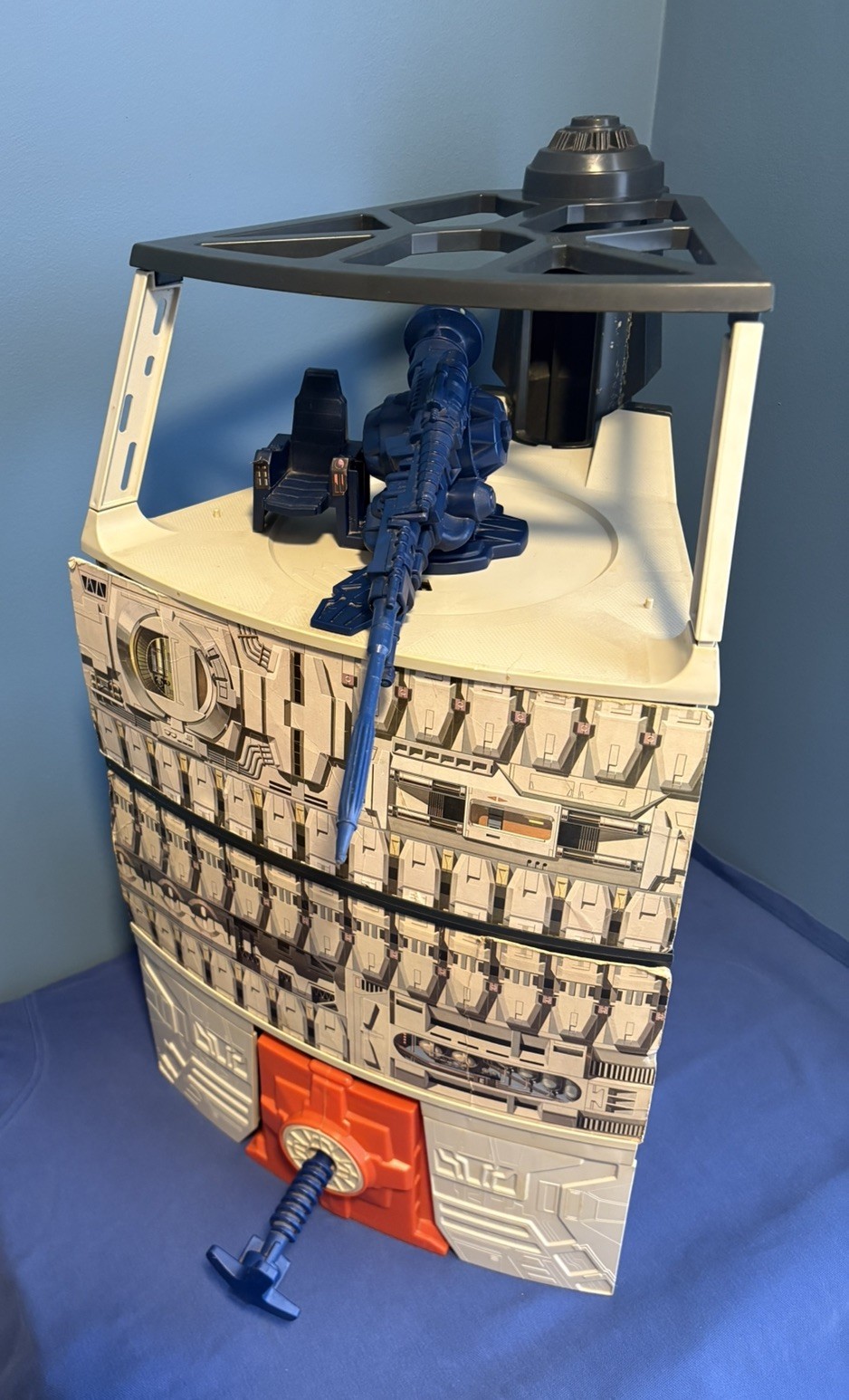 Death Star Space Station (Kenner) sold