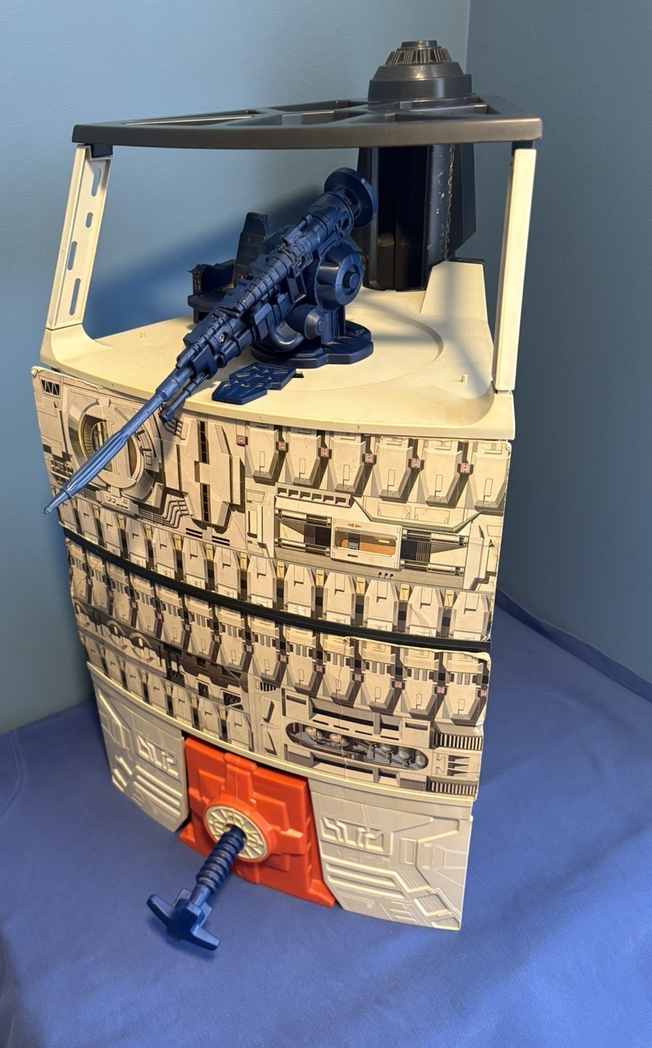 Death Star Space Station (Kenner) sold