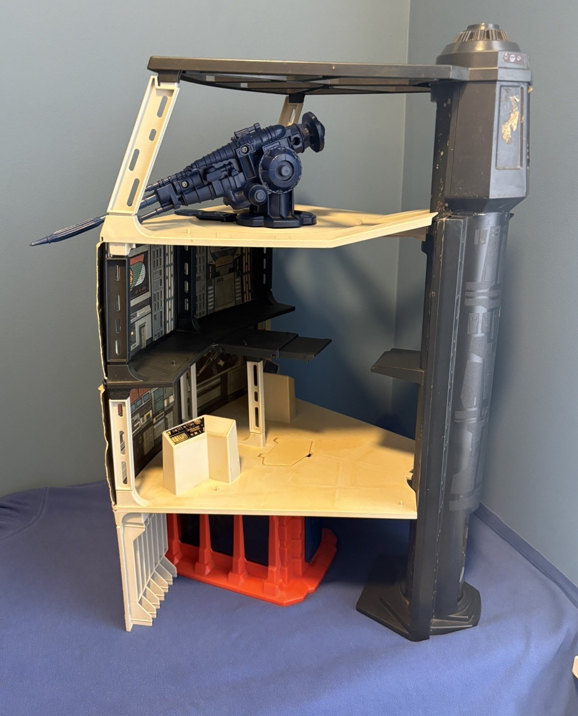 Death Star Space Station (Kenner) sold