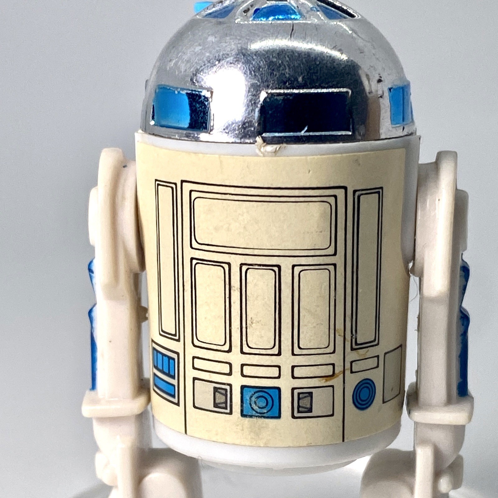 R2-D2 (Artoo-Detoo) (with Sensorscope) sold