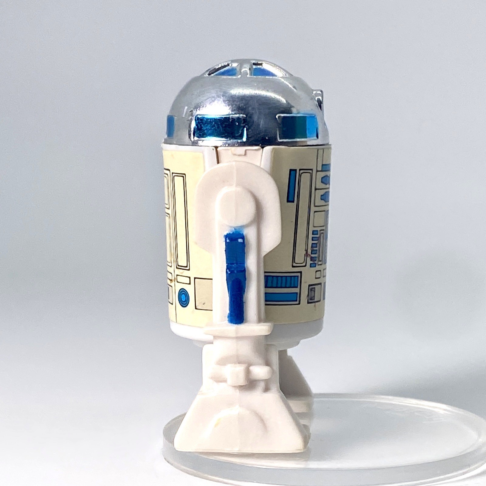 R2-D2 (Artoo-Detoo) (with Sensorscope) sold