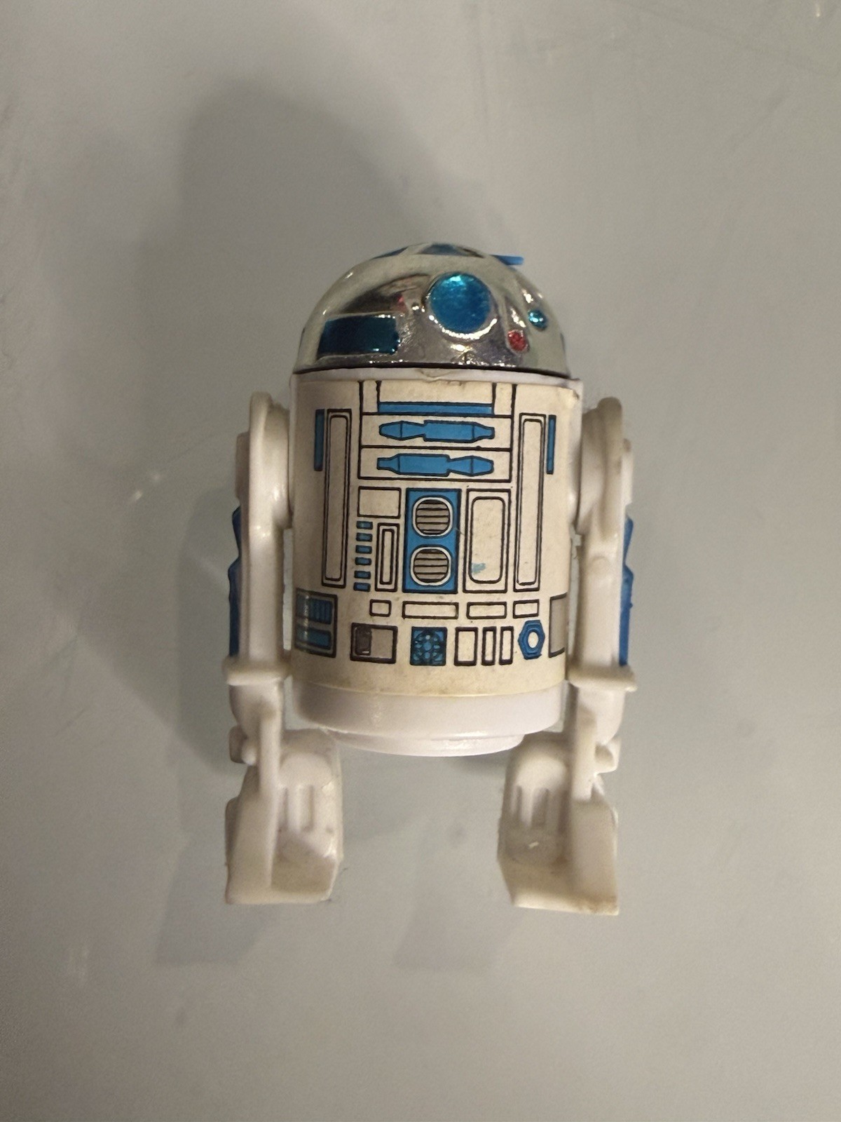 R2-D2 (Artoo-Detoo) (with Sensorscope) sold