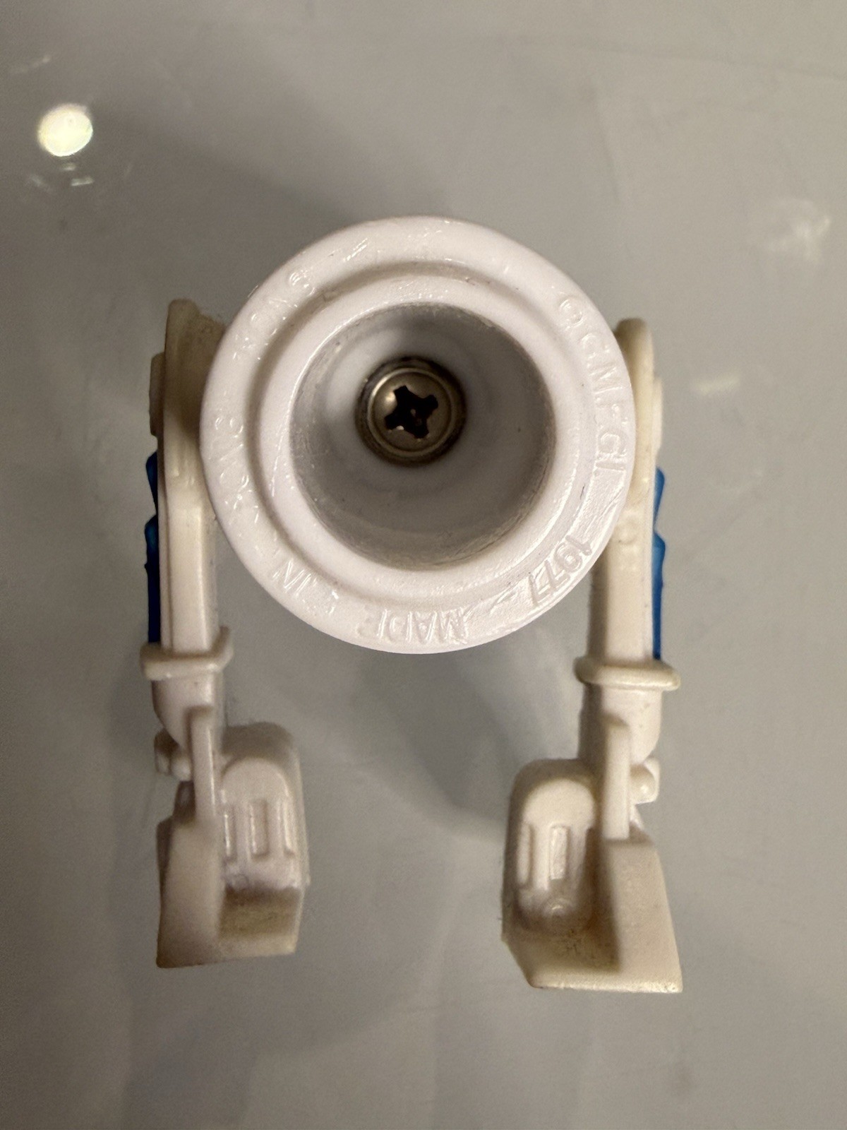 R2-D2 (Artoo-Detoo) (with Sensorscope) sold