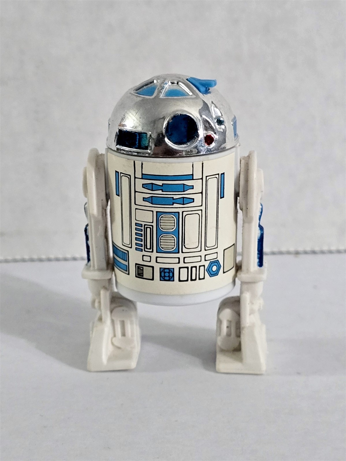 R2-D2 (Artoo-Detoo) (with Sensorscope) sold