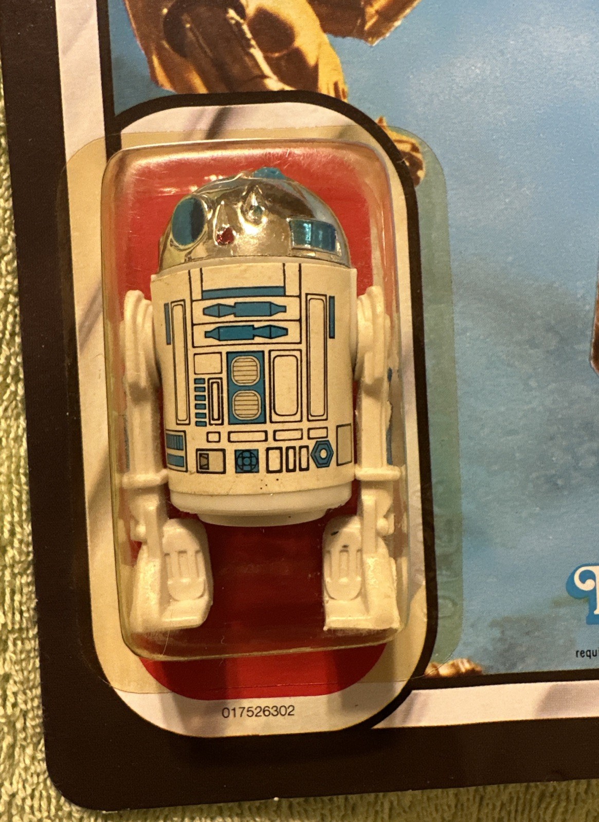 R2-D2 (Artoo-Detoo) (with Sensorscope) sold