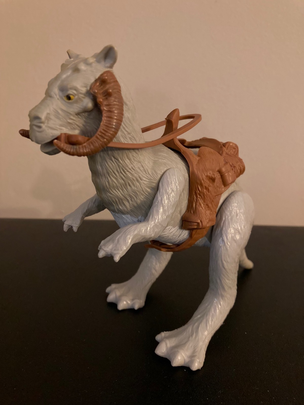 Tauntaun (closed belly) sold