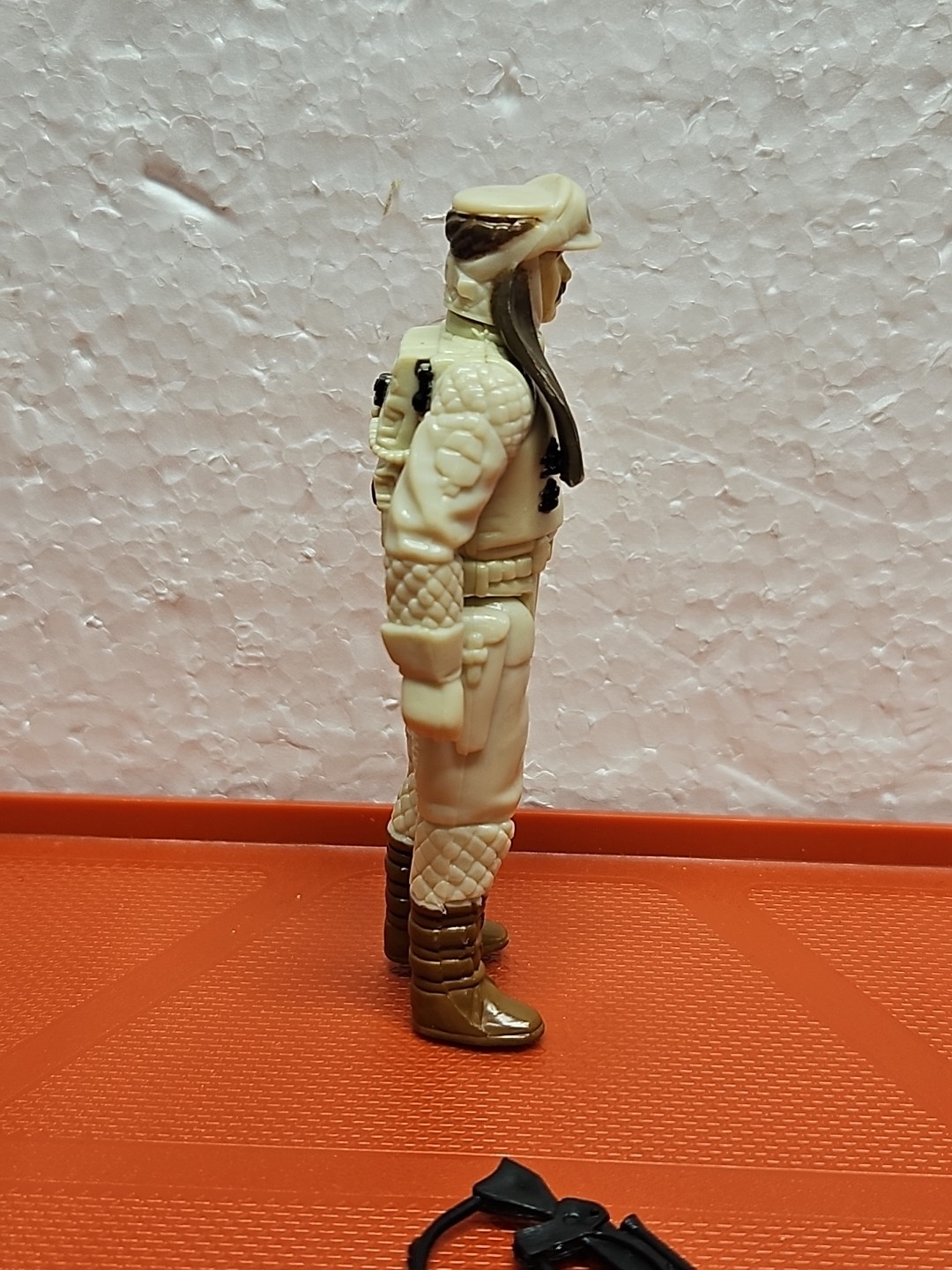 Rebel Commander sold