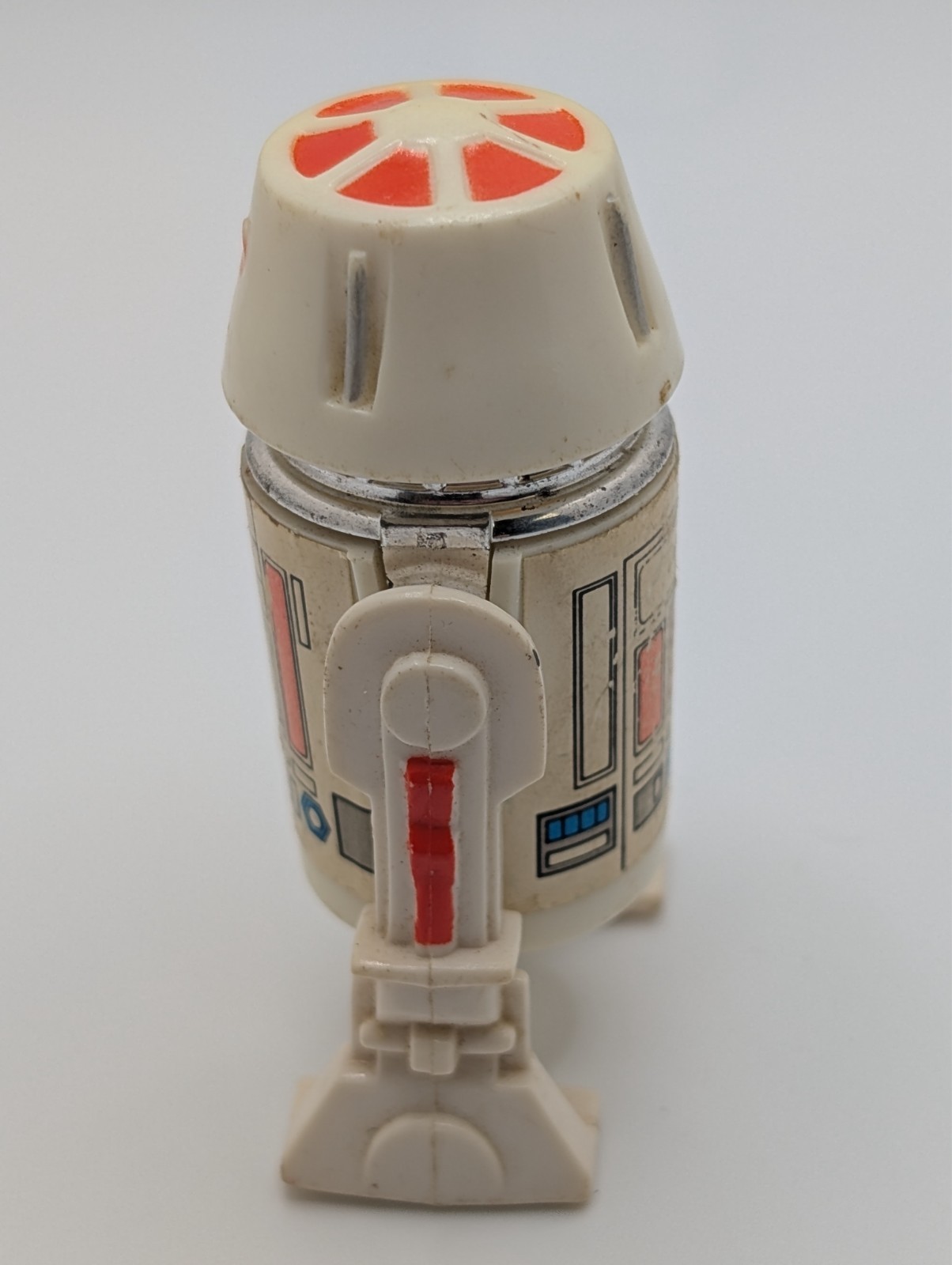 R5-D4 (Arfive-Defour) sold