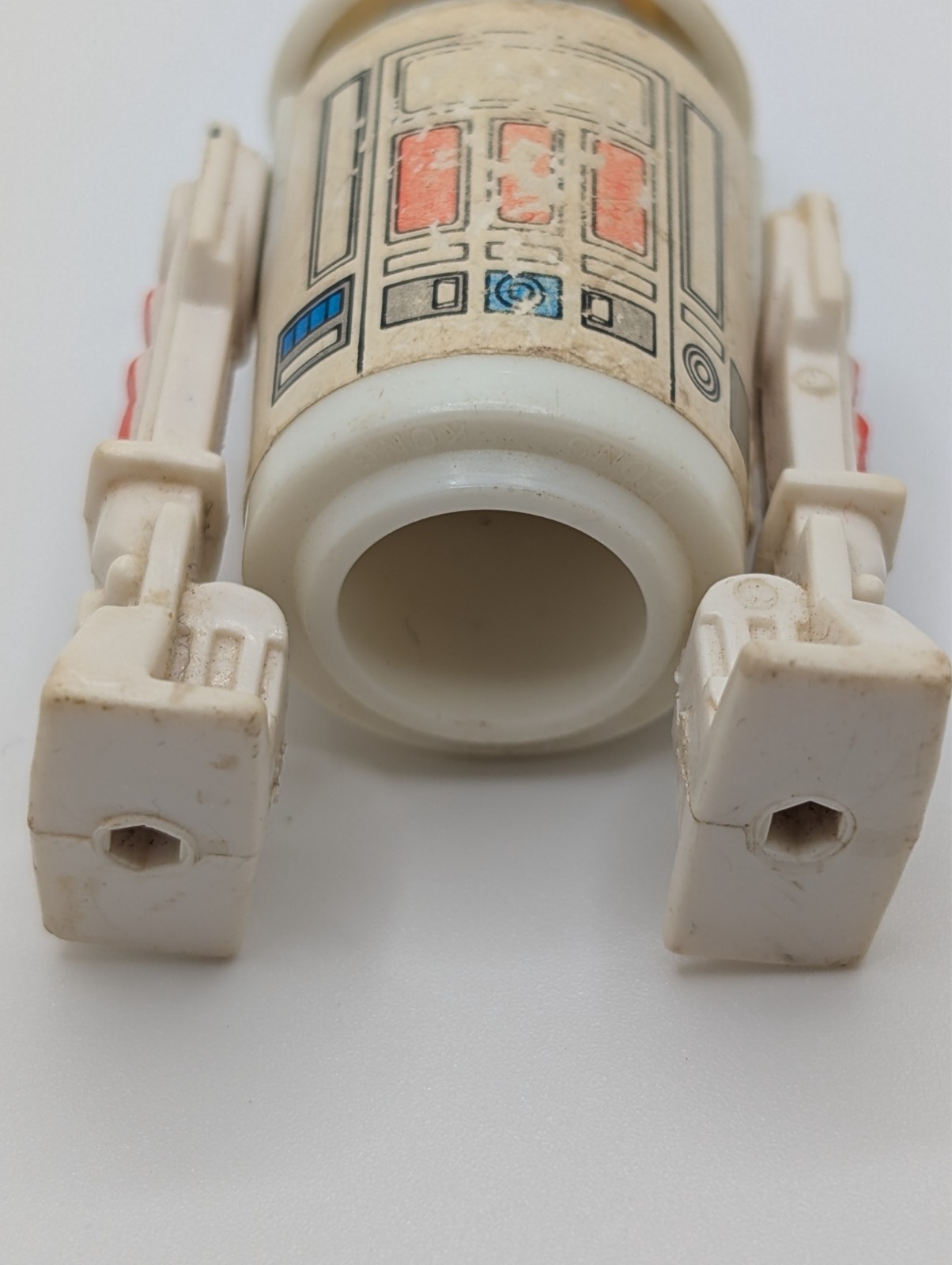 R5-D4 (Arfive-Defour) sold