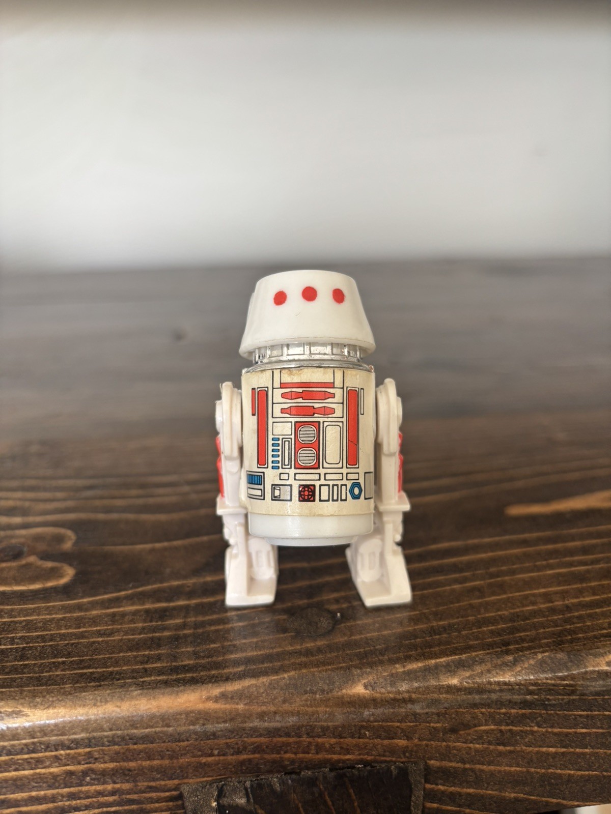 R5-D4 (Arfive-Defour) sold