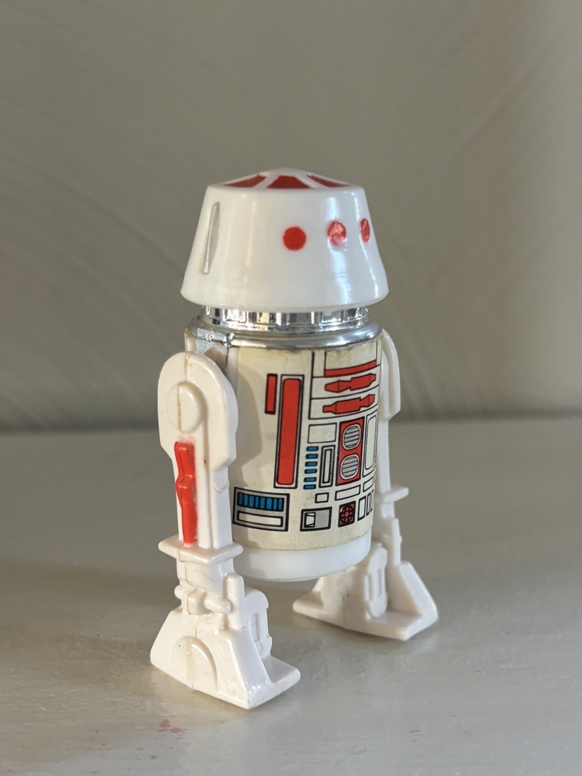 R5-D4 (Arfive-Defour) sold