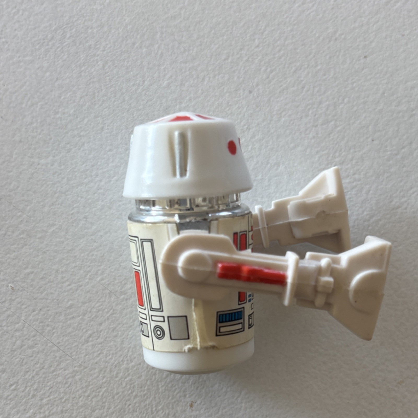 R5-D4 (Arfive-Defour) sold