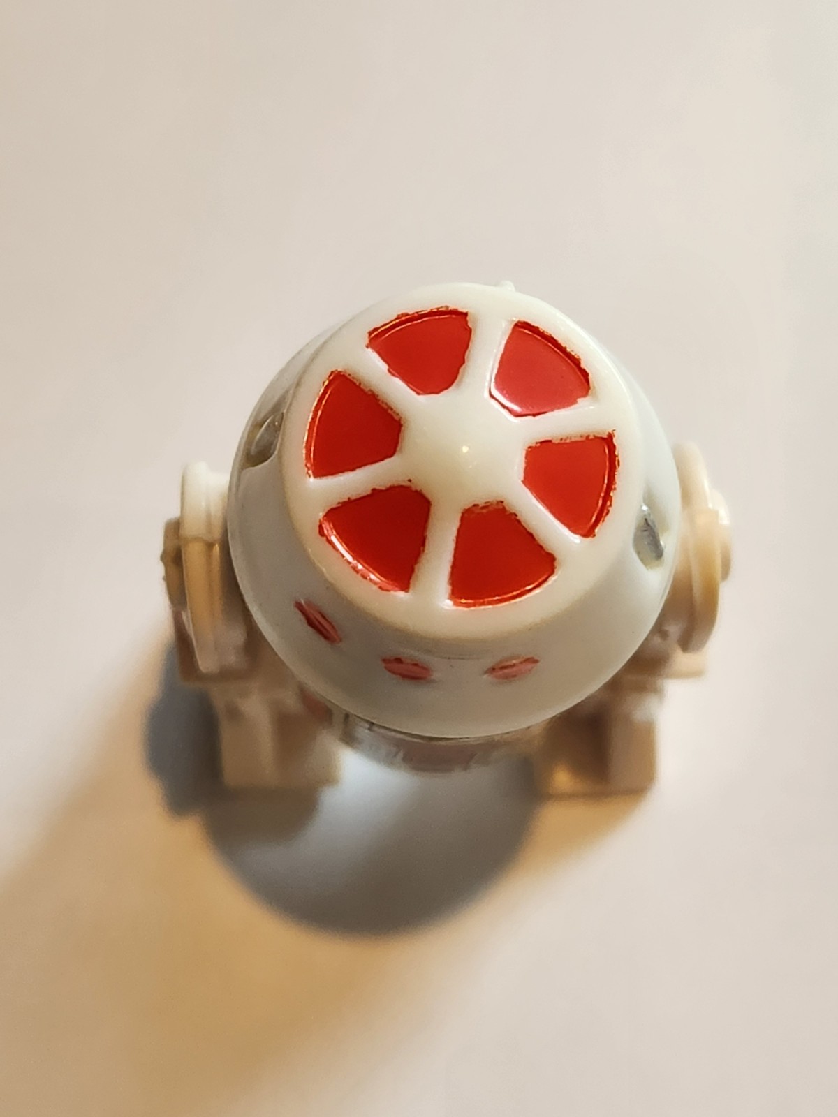 R5-D4 (Arfive-Defour) sold