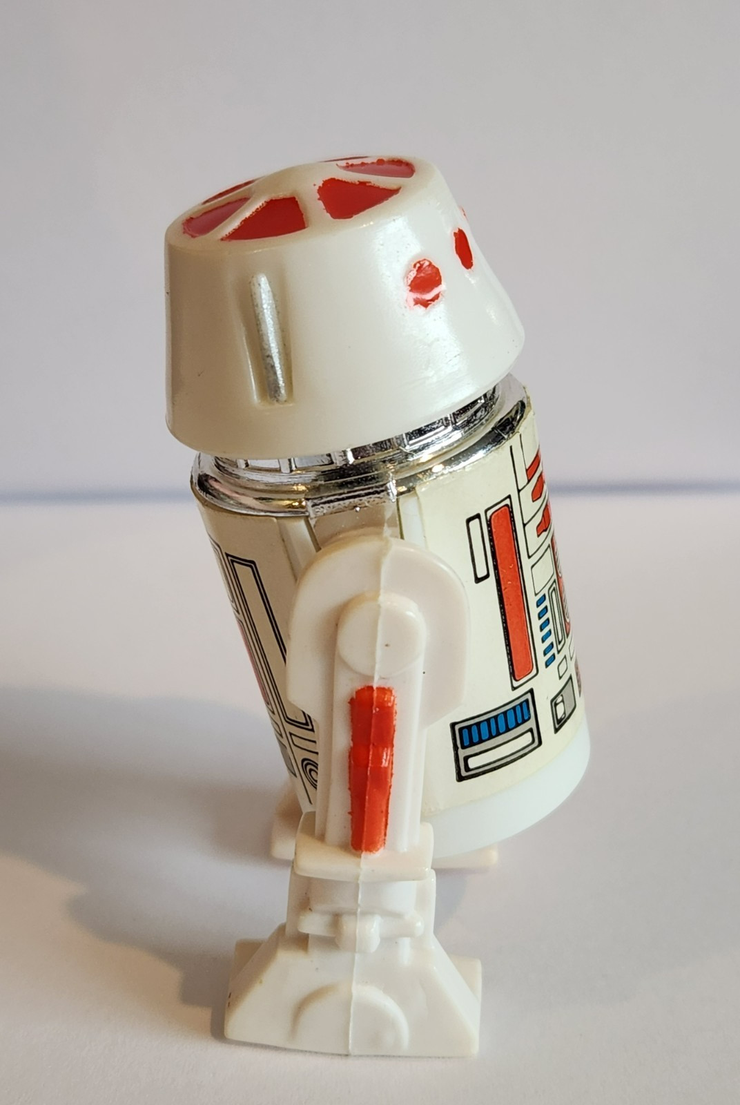 R5-D4 (Arfive-Defour) sold