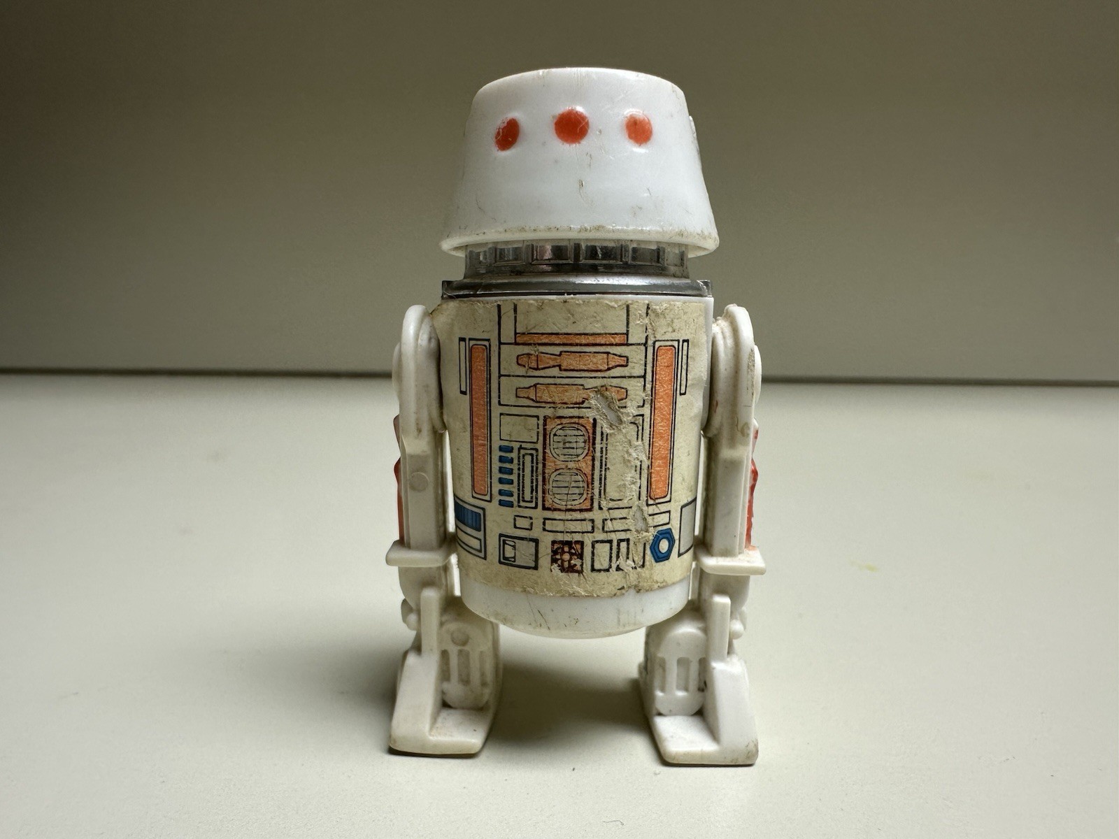 R5-D4 (Arfive-Defour) sold