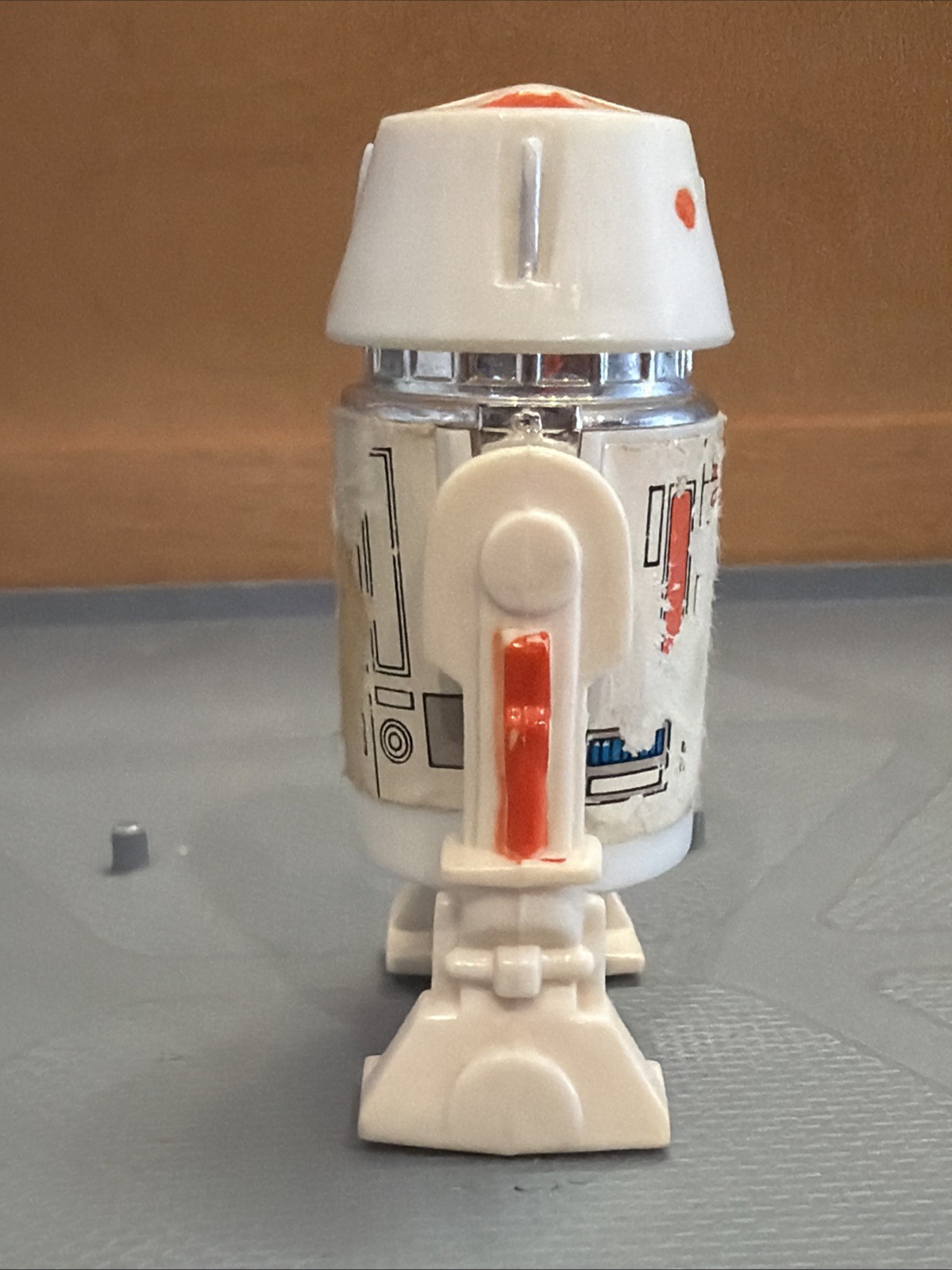 R5-D4 (Arfive-Defour) sold