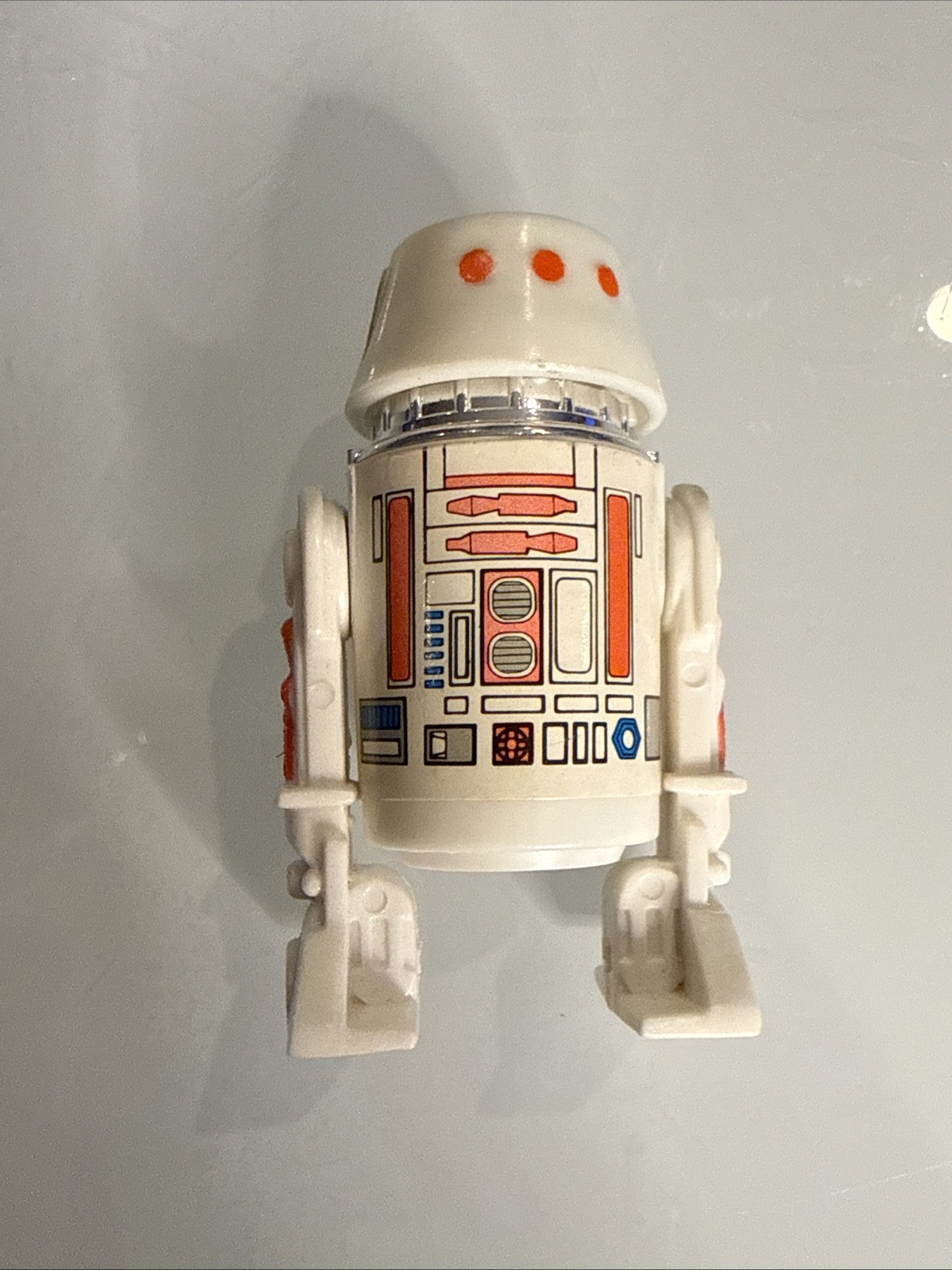 R5-D4 (Arfive-Defour) sold