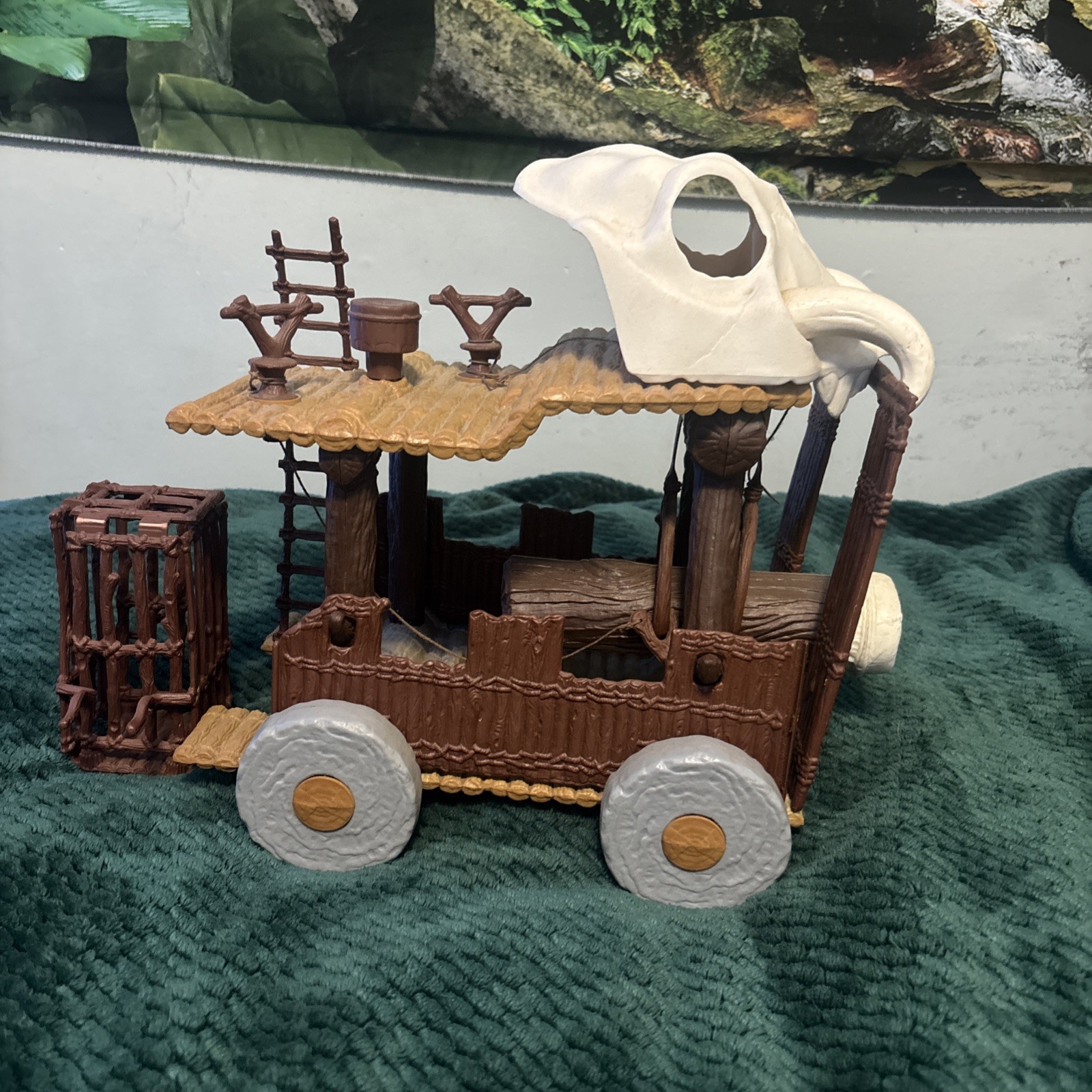 Ewok Battle Wagon sold