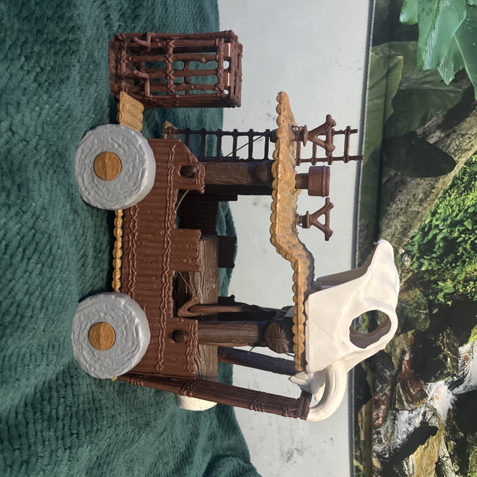 Ewok Battle Wagon sold