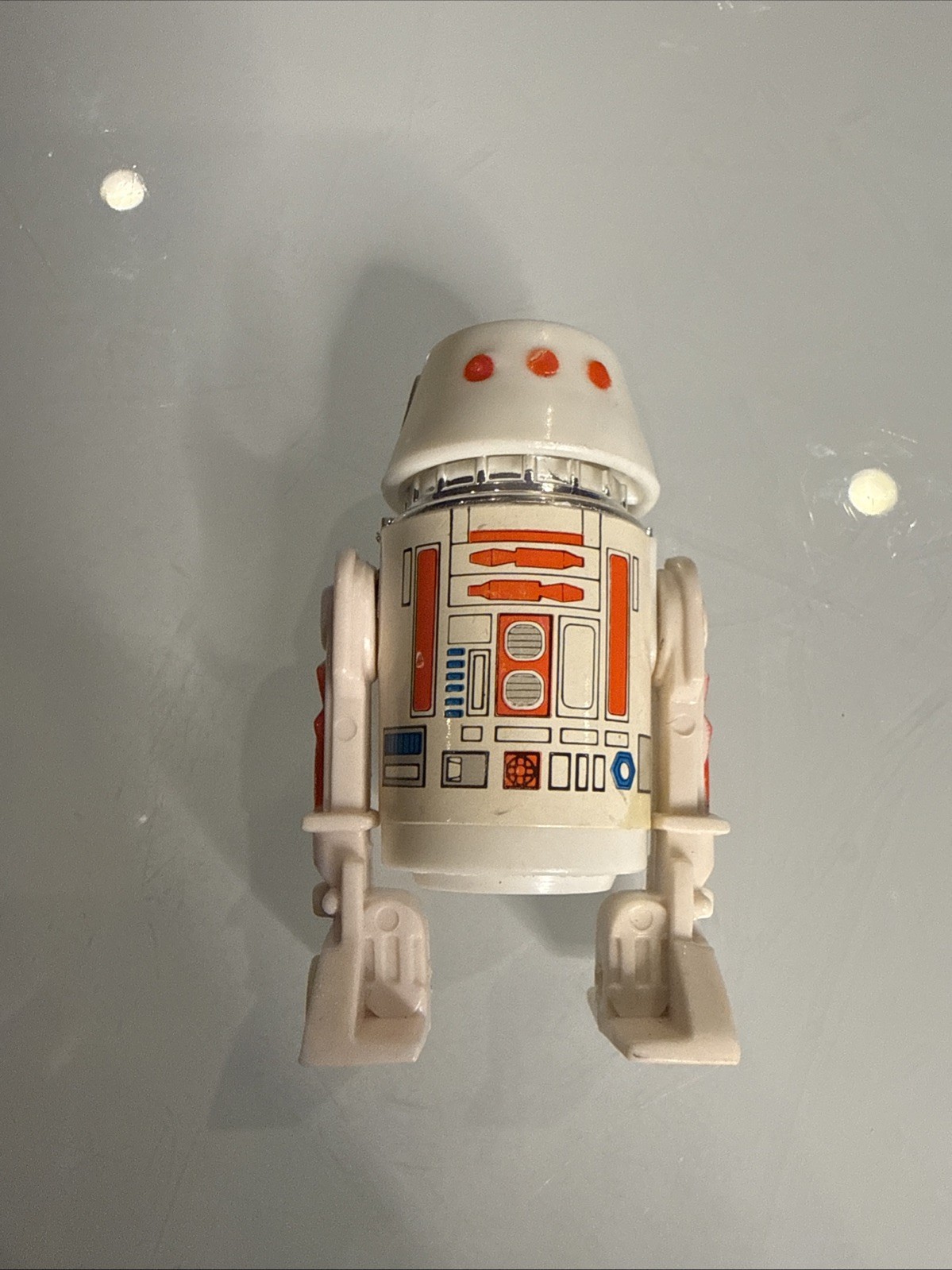 R5-D4 (Arfive-Defour) sold