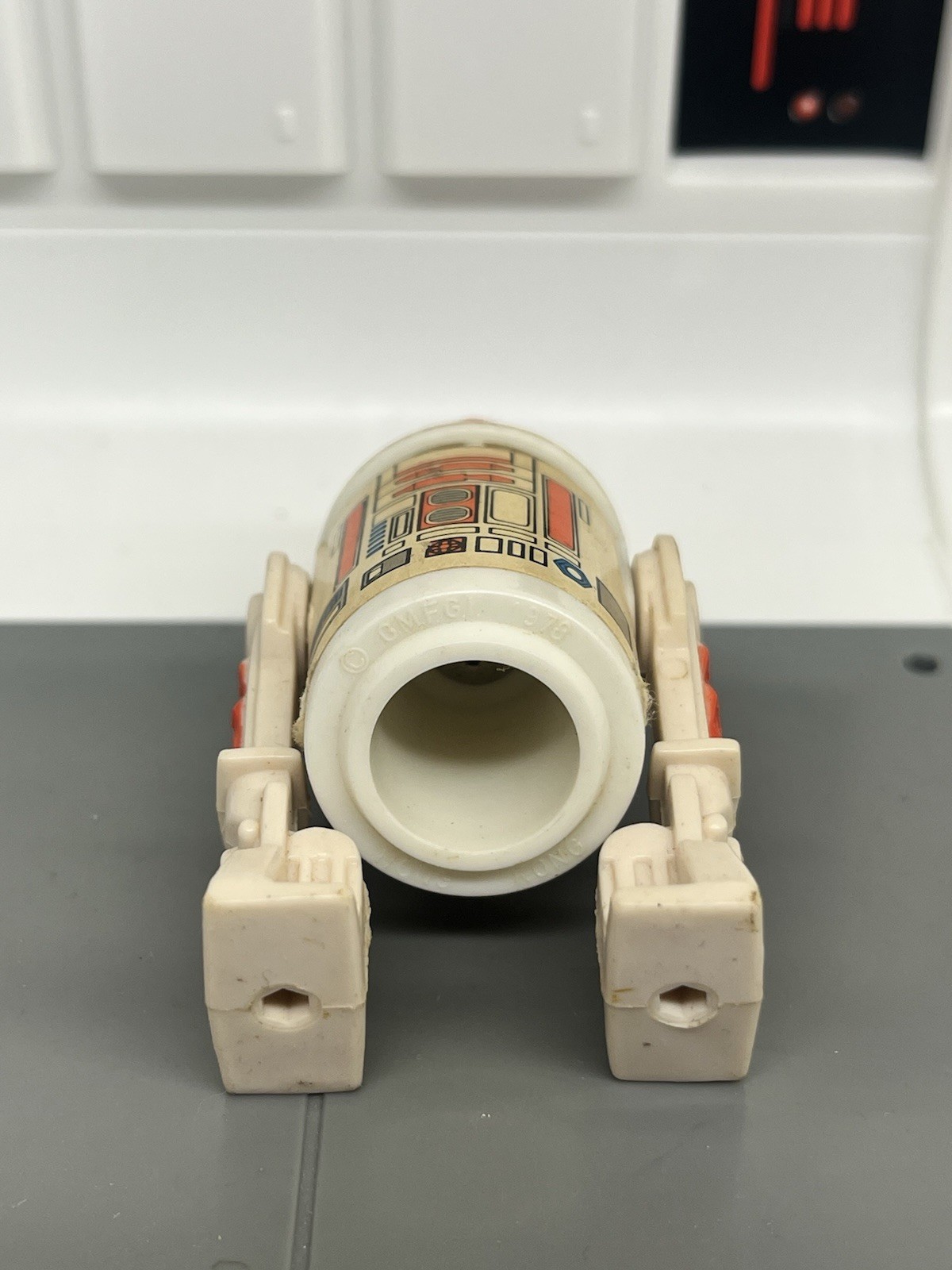 R5-D4 (Arfive-Defour) sold