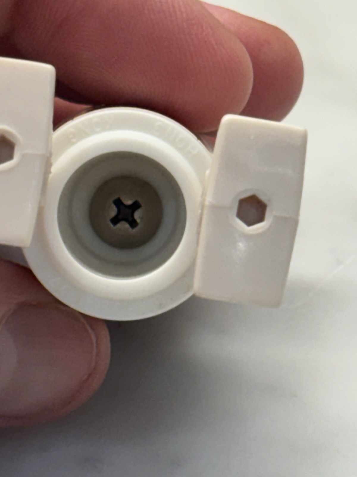 R5-D4 (Arfive-Defour) sold