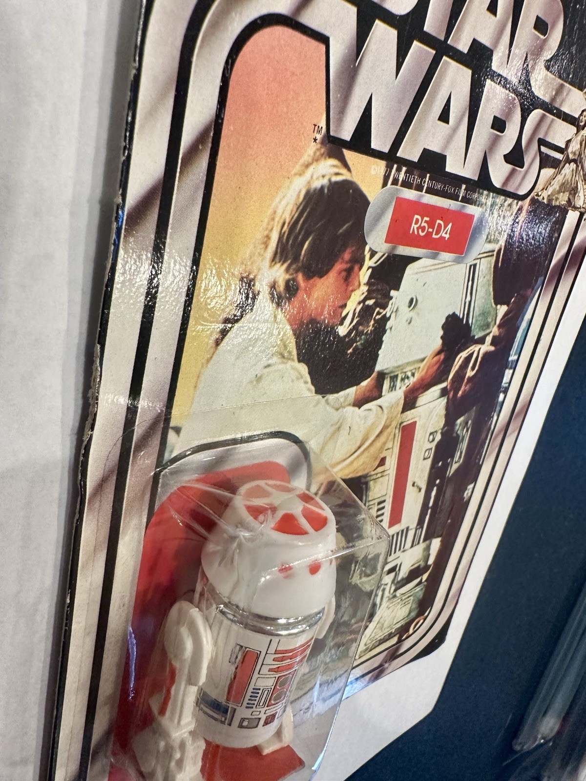 R5-D4 (Arfive-Defour) sold