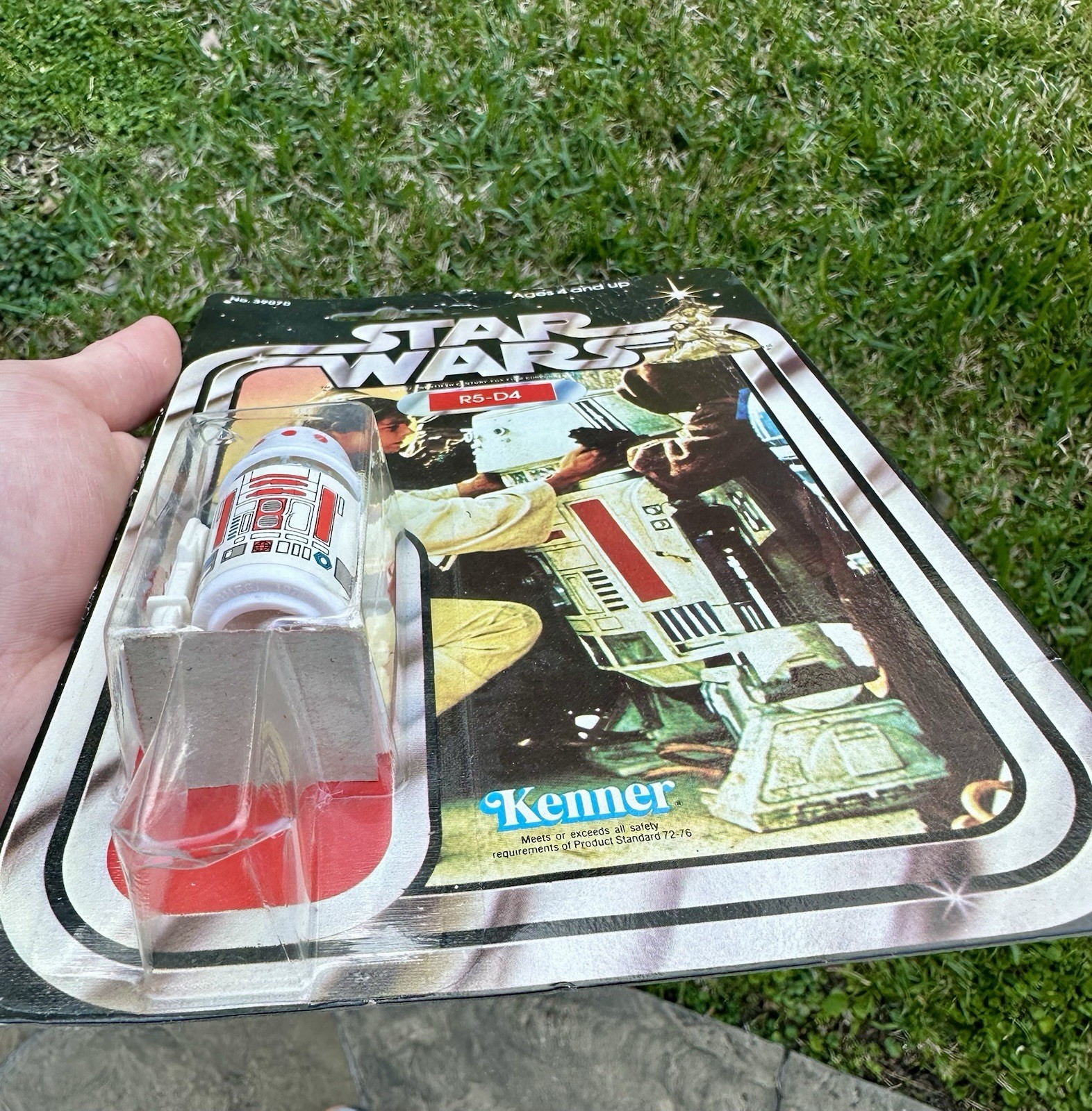 R5-D4 (Arfive-Defour) sold