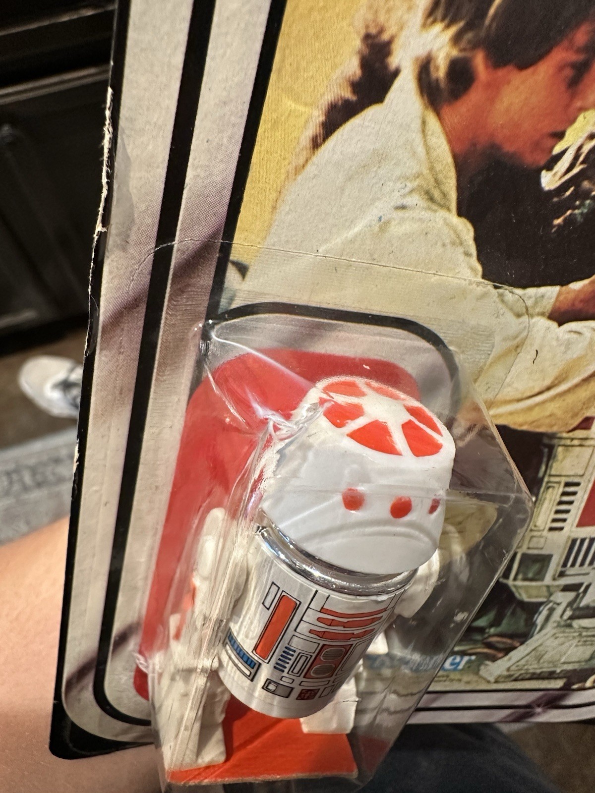 R5-D4 (Arfive-Defour) sold