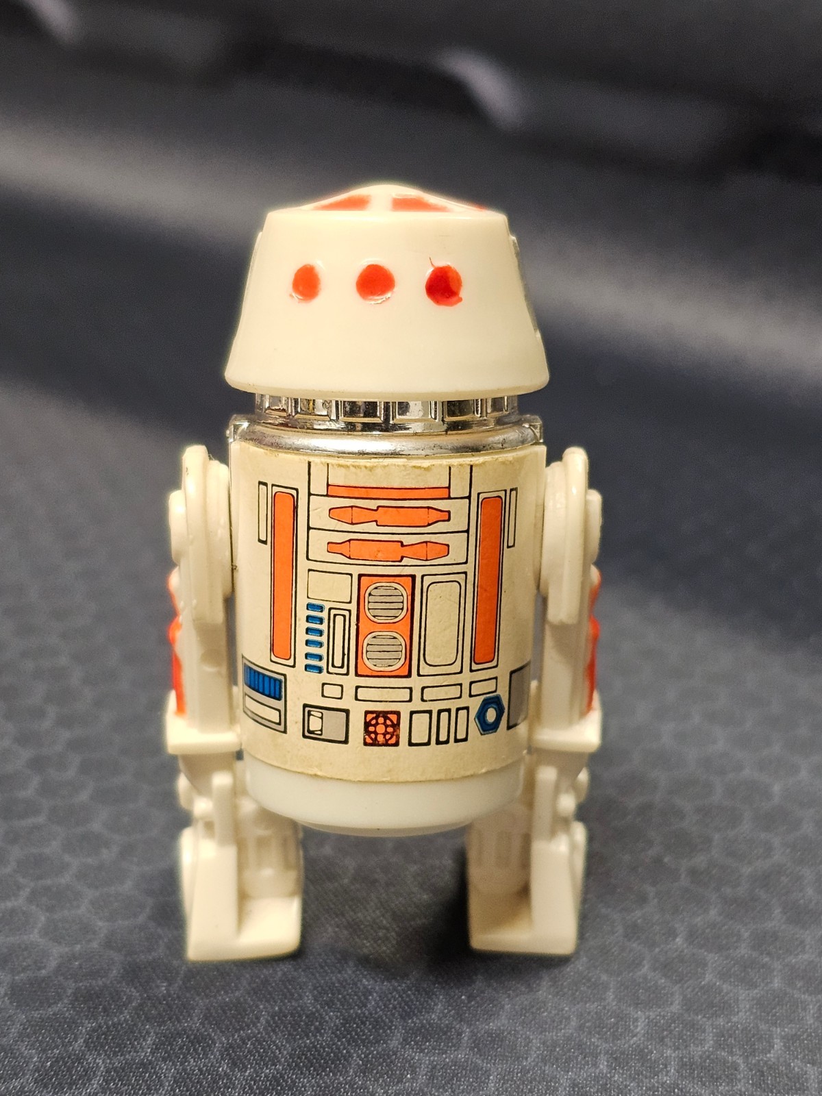 R5-D4 (Arfive-Defour) sold